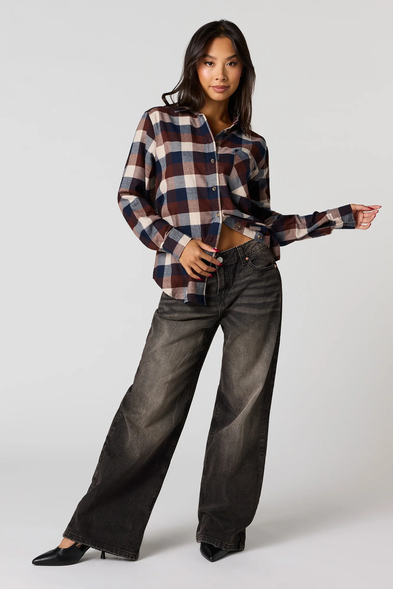 Haut boutonné en flanelle avec motif brodé - Image 7