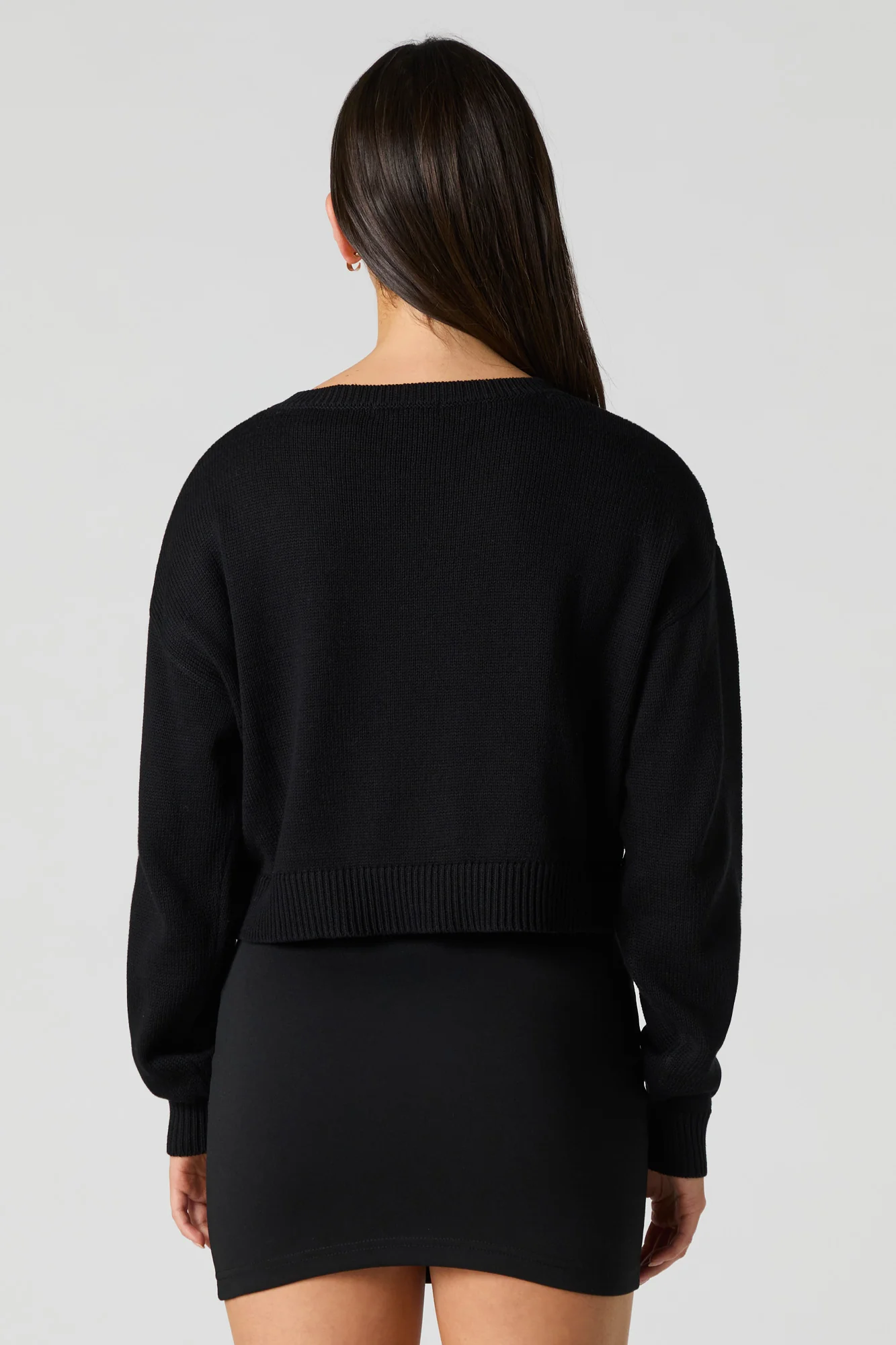 Cropped V-Neck Sweater - Image 5