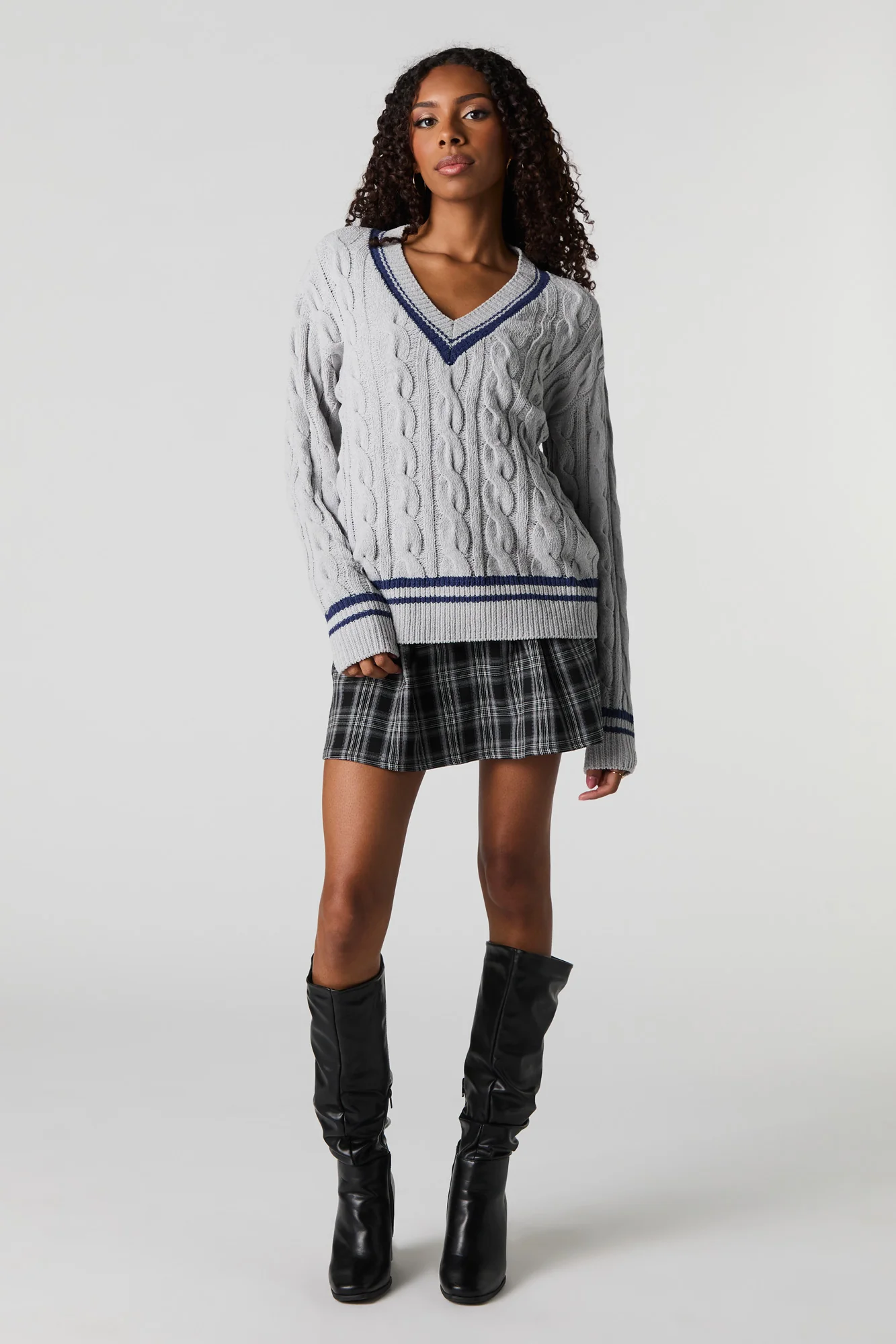 Cable Knit V-Neck Sweater - Image 3