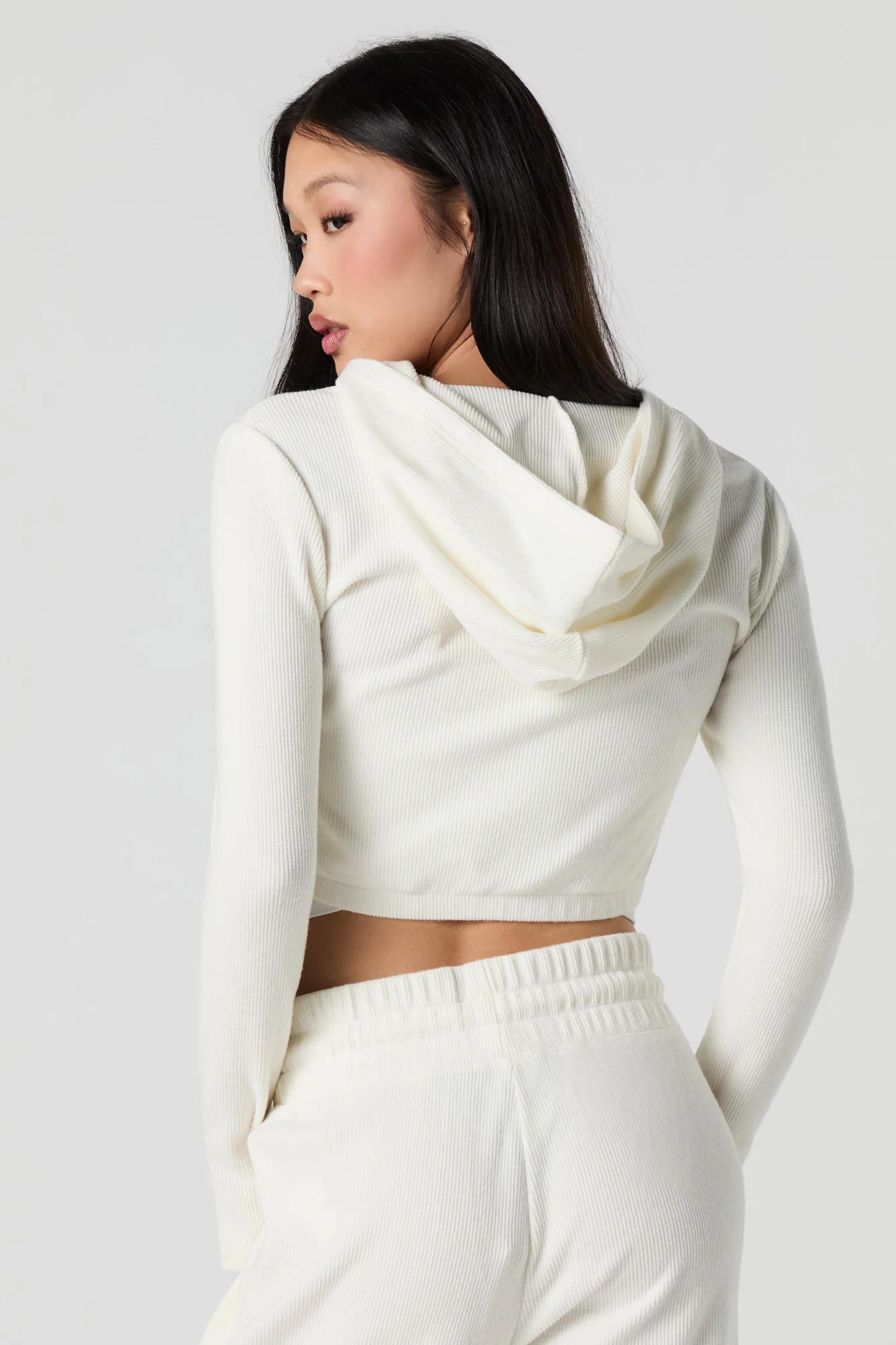 Ribbed Fleece Zip-Up Cropped Hoodie - Image 8