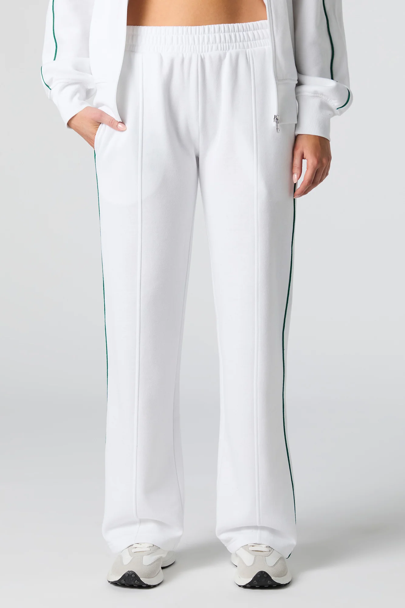 Active LA Embroidered Fleece Sweatpant - Image 8