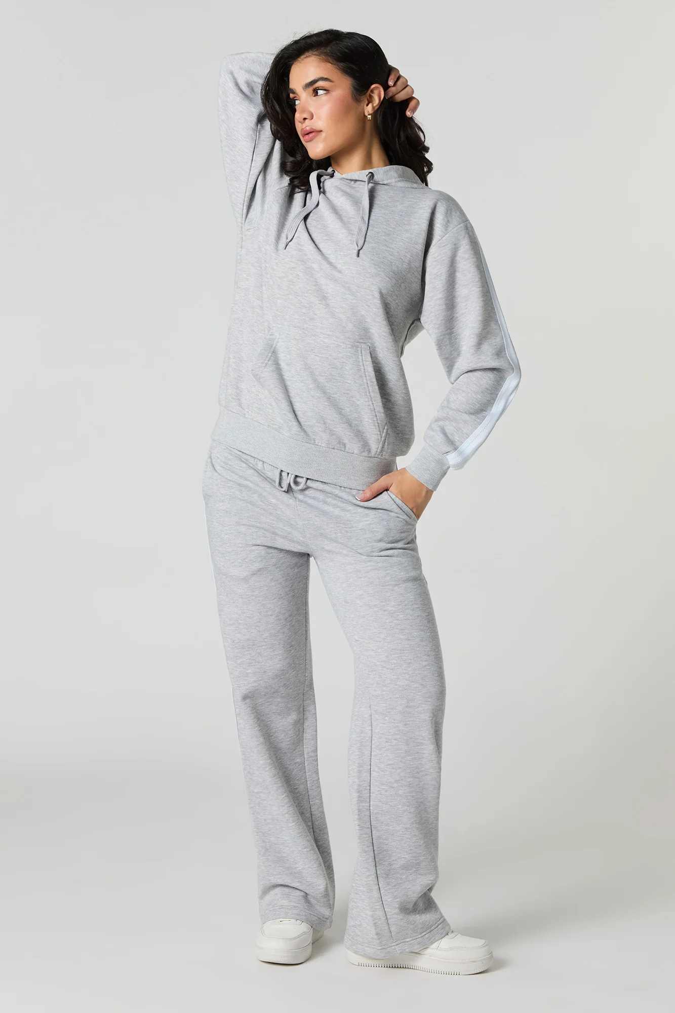Pantalon en molleton avec rayures latérales - Image 5