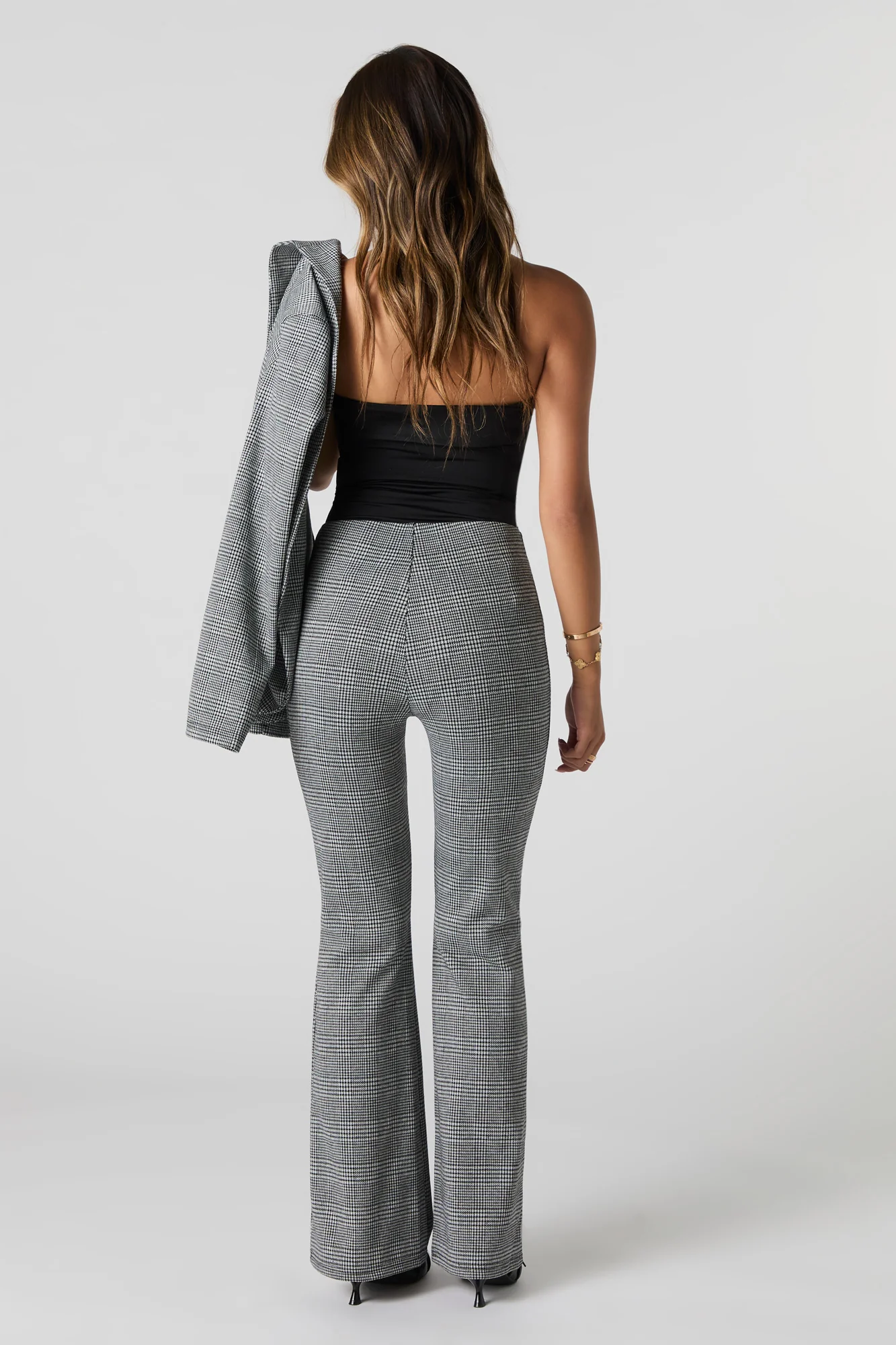 Pantalon habillé évasé en tricot à carreaux - Image 9