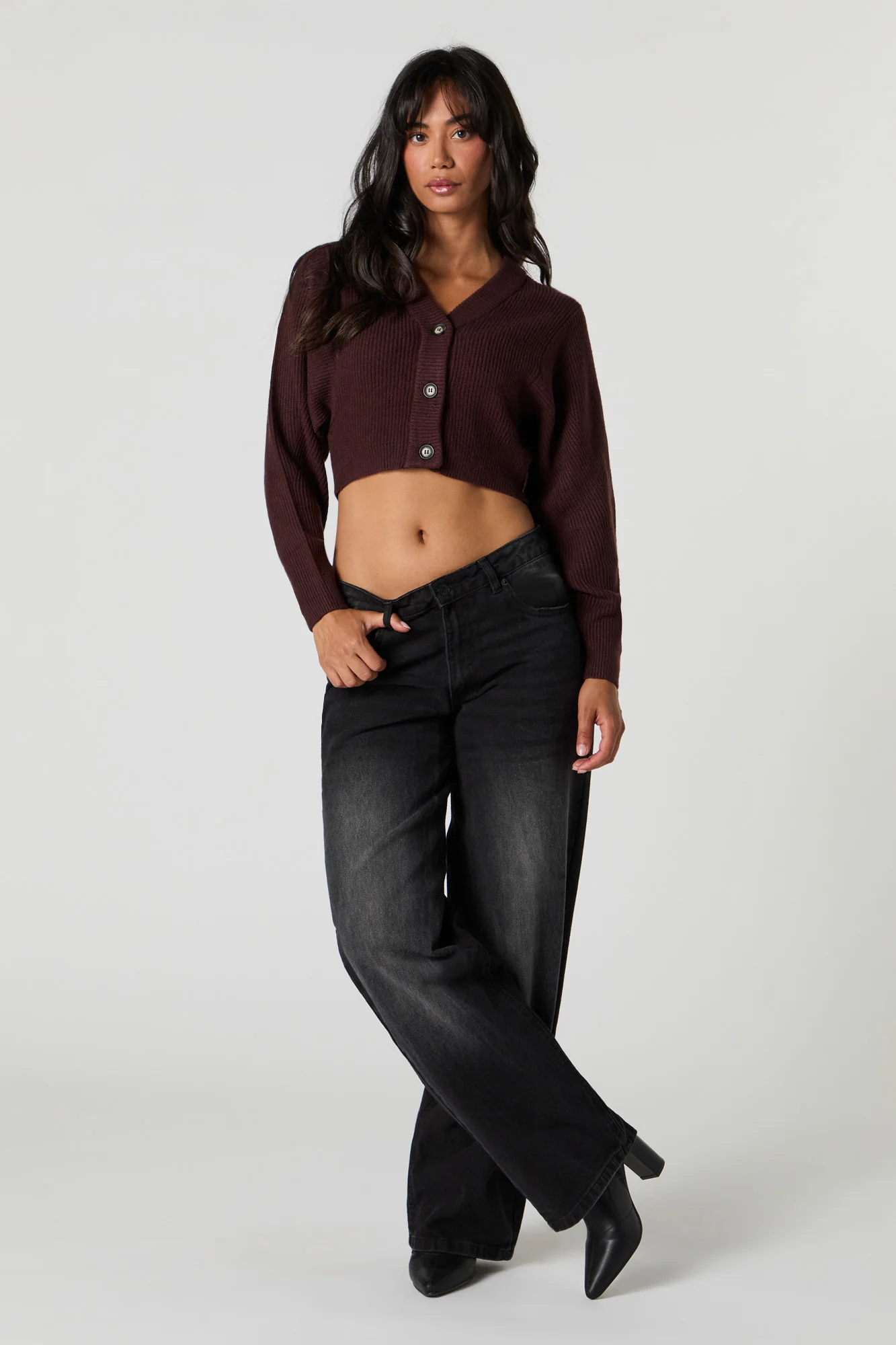 Ribbed Knit Cropped Cardigan - Image 3