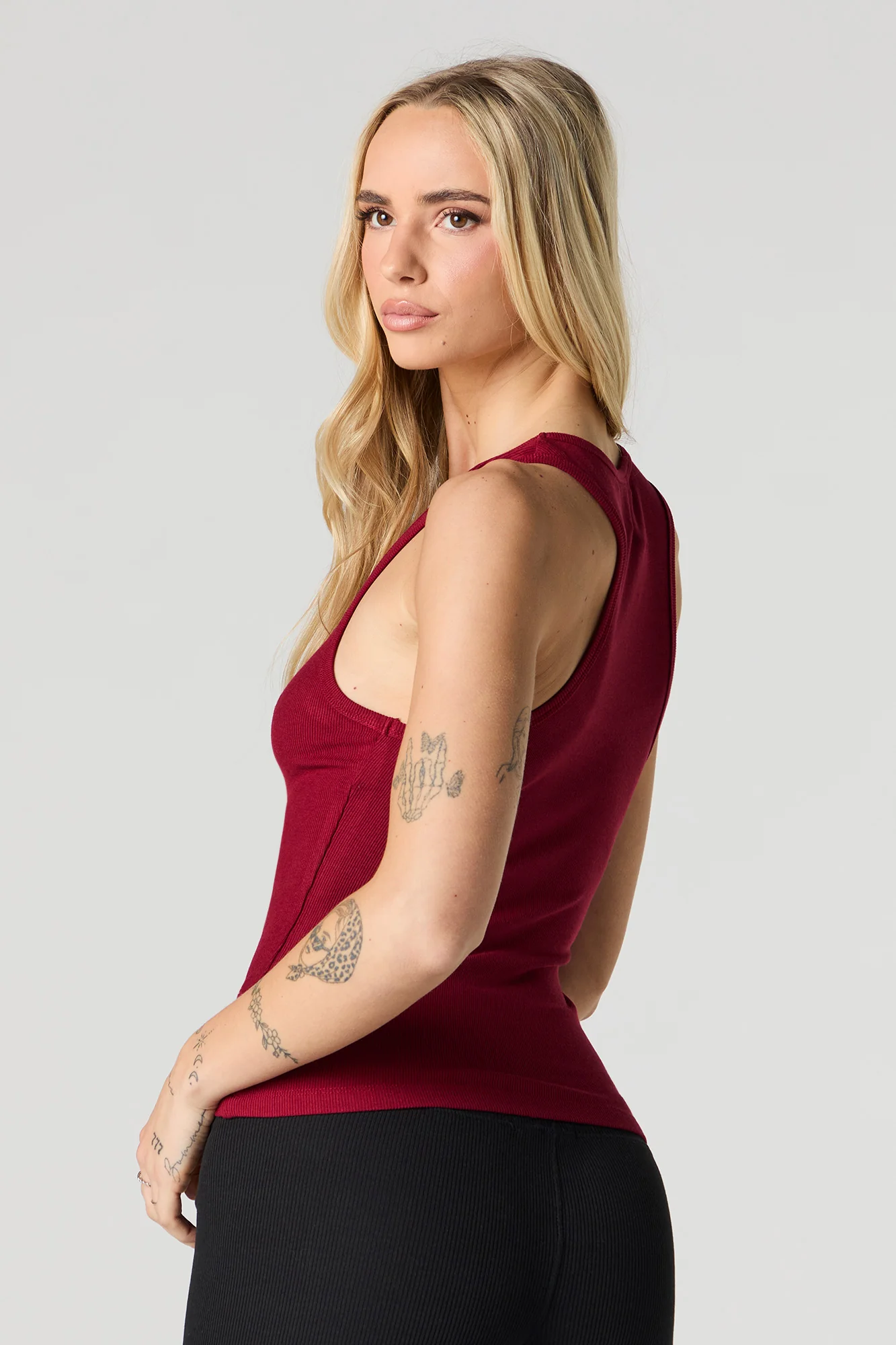 Ribbed Scoop Neck Racerback Tank - Image 8