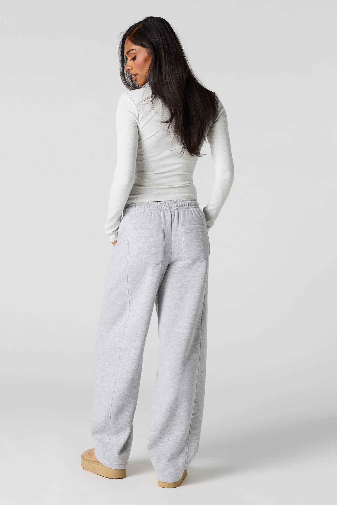 Barrel Leg Fleece Sweatpant - Image 9