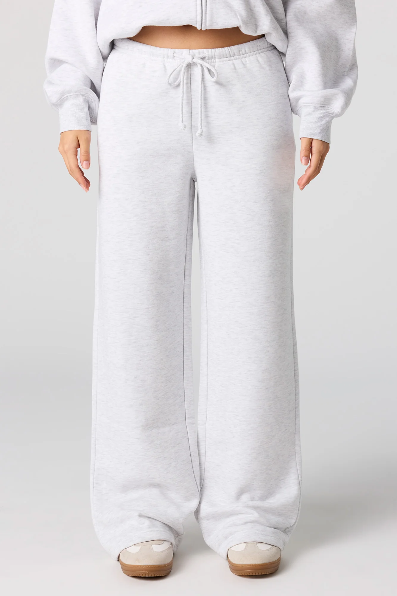 Low Rise Baggy Sweatpant - Image 11