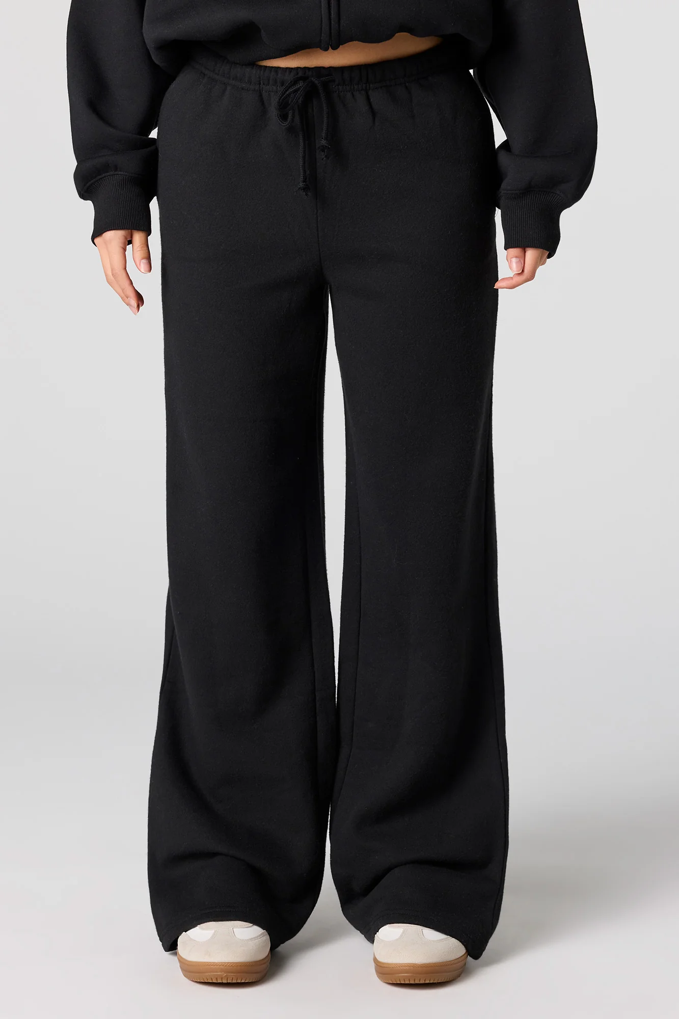 Low Rise Baggy Sweatpant - Image 5