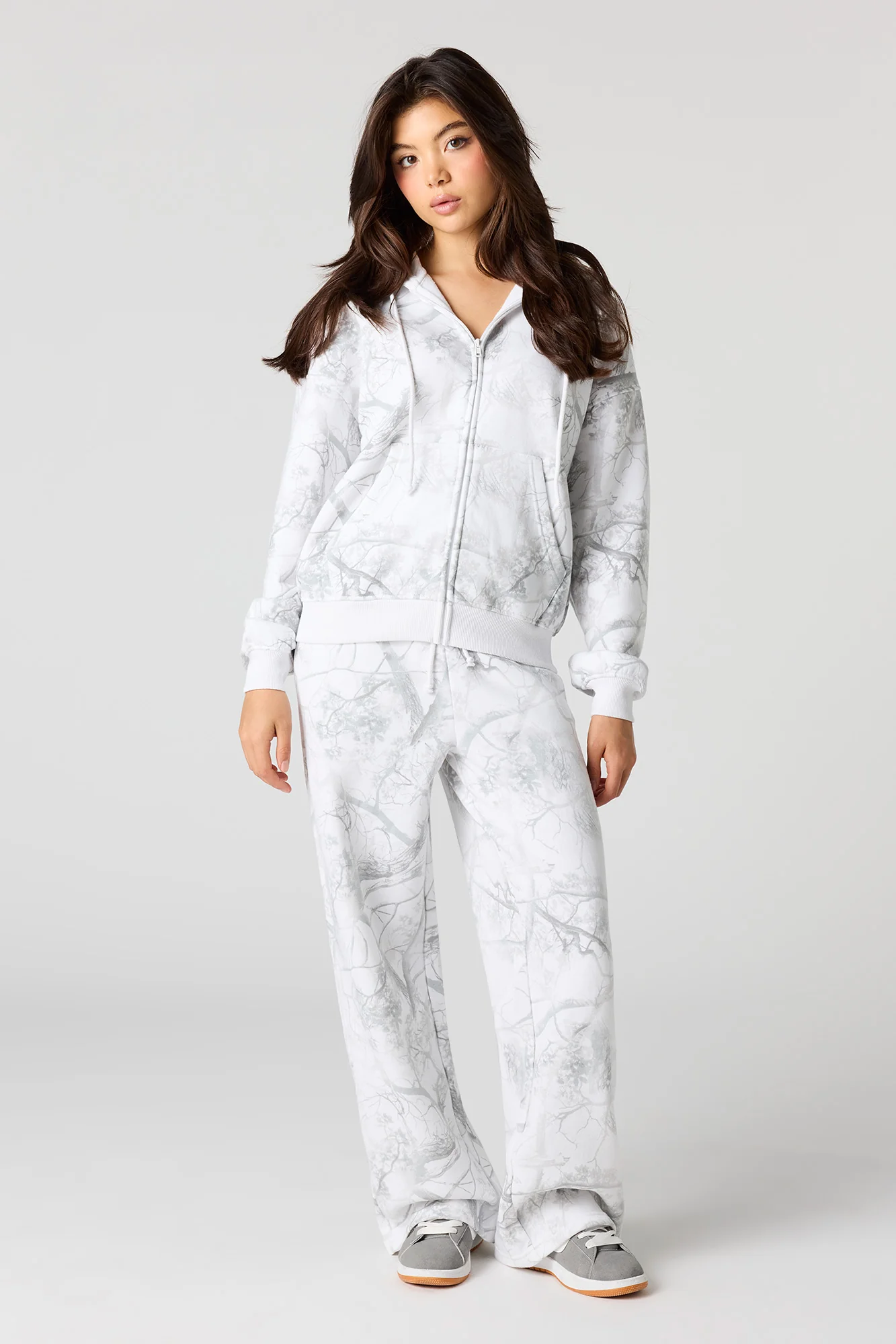 Ultra Wide Fleece Sweatpant - Image 4