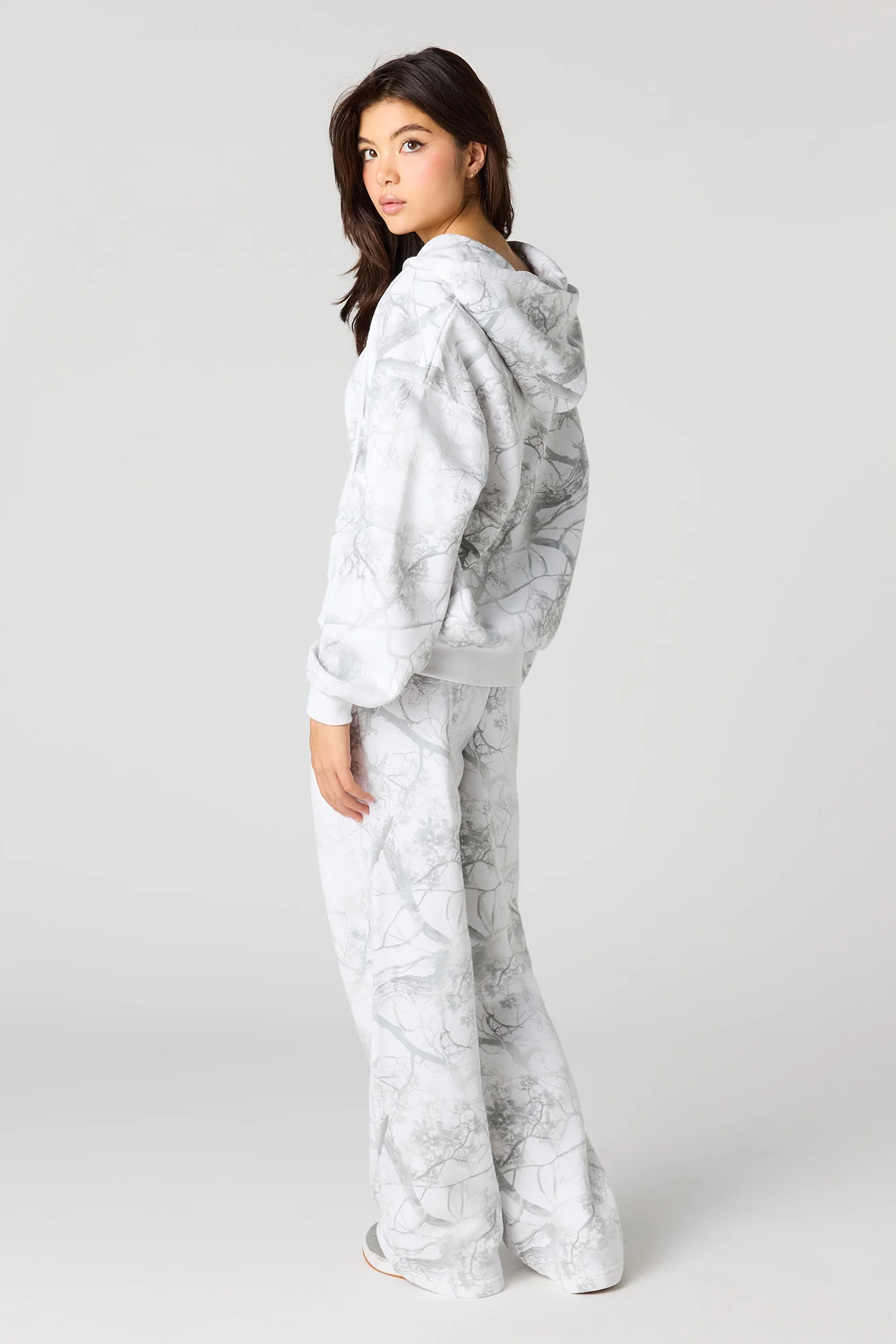 Ultra Wide Fleece Sweatpant - Image 6