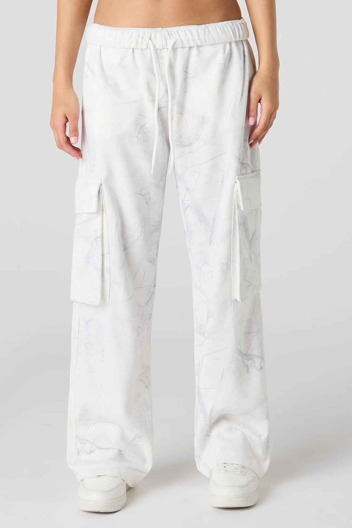 Fleece Wide Leg Cargo Sweatpant - Image 14