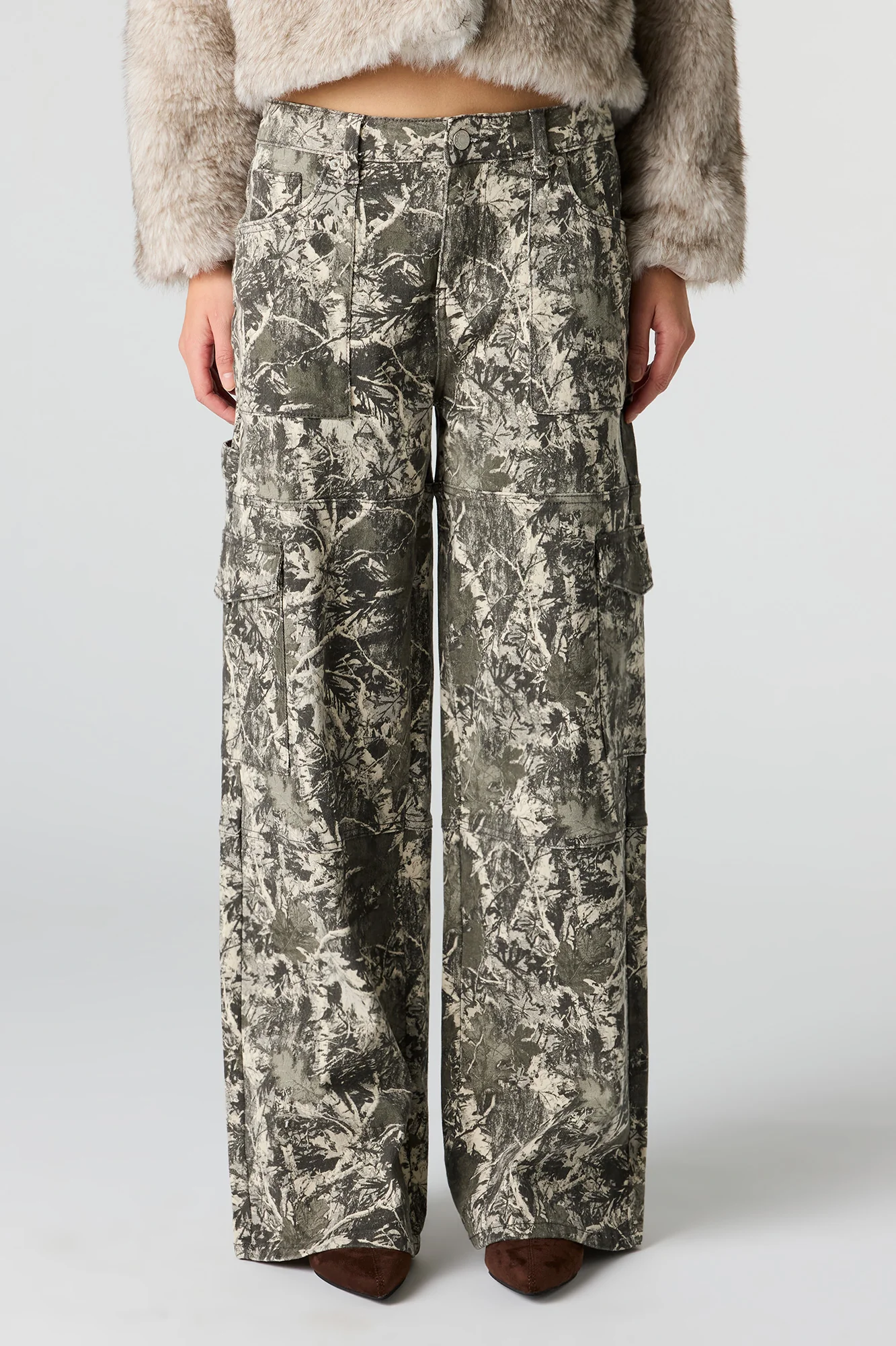 Low Rise Baggy Denim Cargo Pant - Image 2