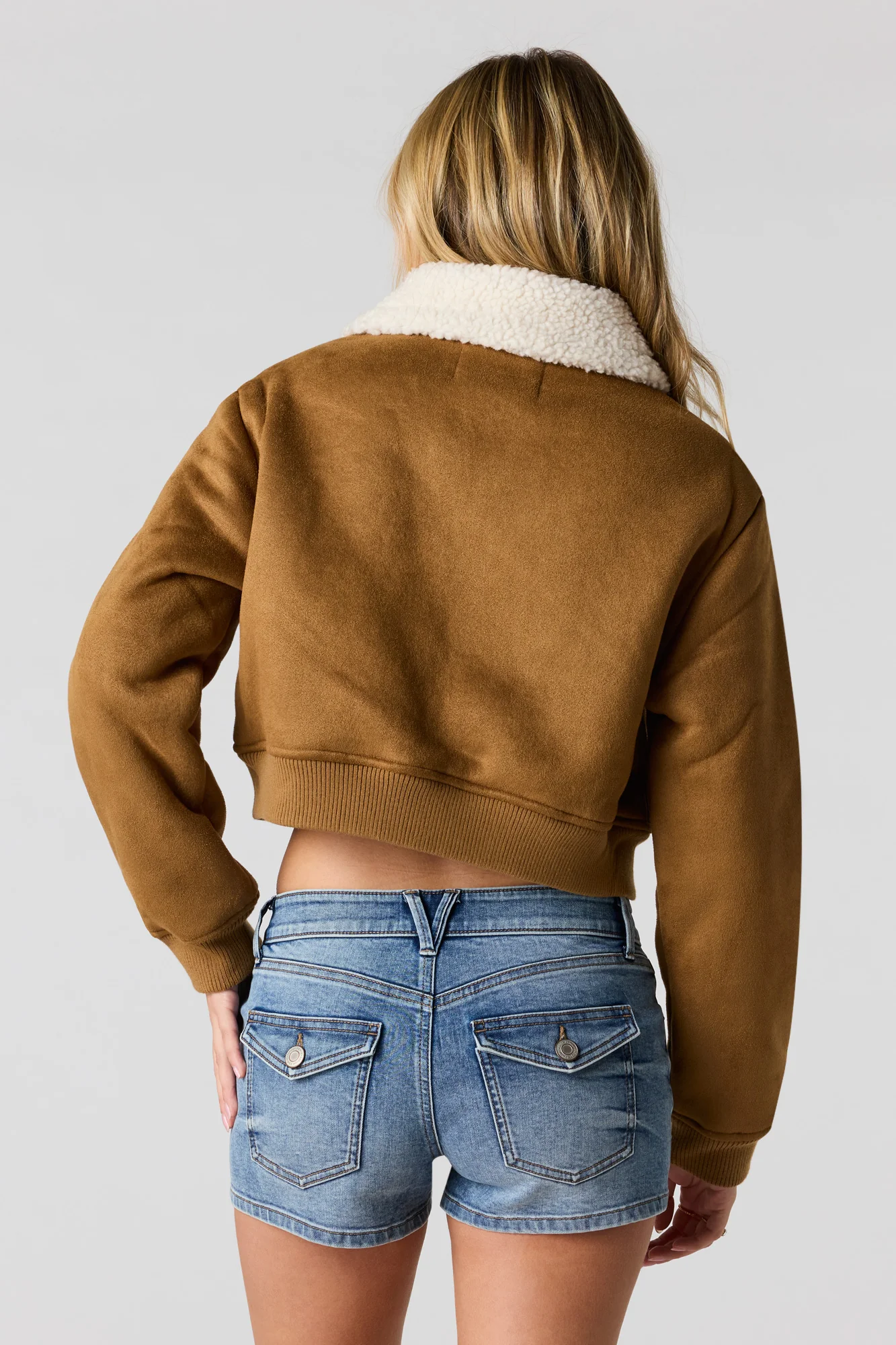 Mid Rise Push-Up Medium Denim Short - Image 2