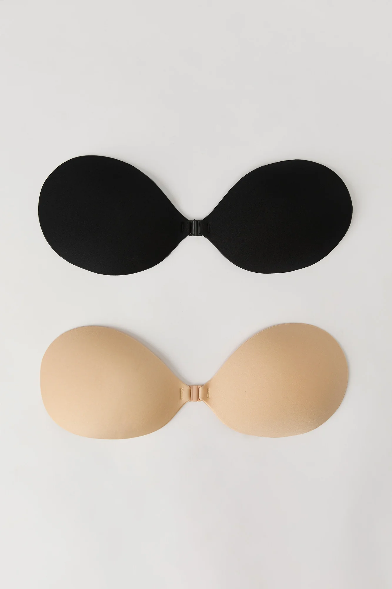 Seamless Backless Adhesive Bra (2 Pack) - Image 4