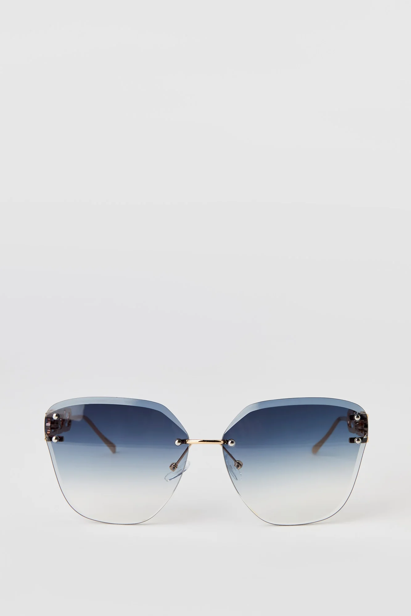 Chain Link Cat Eye Sunglasses - Image 4