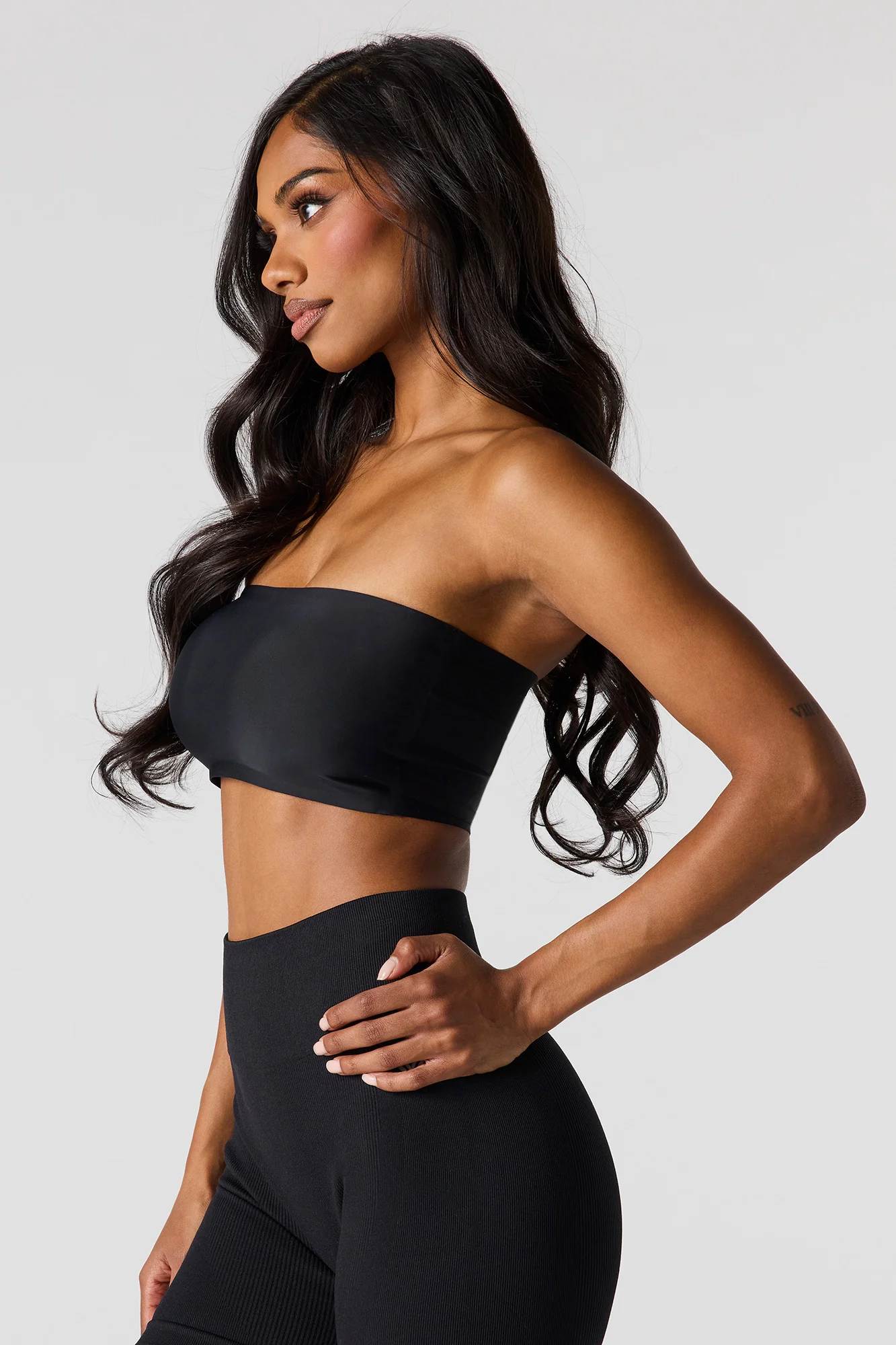 No Show Shapewear Bandeau - Image 7