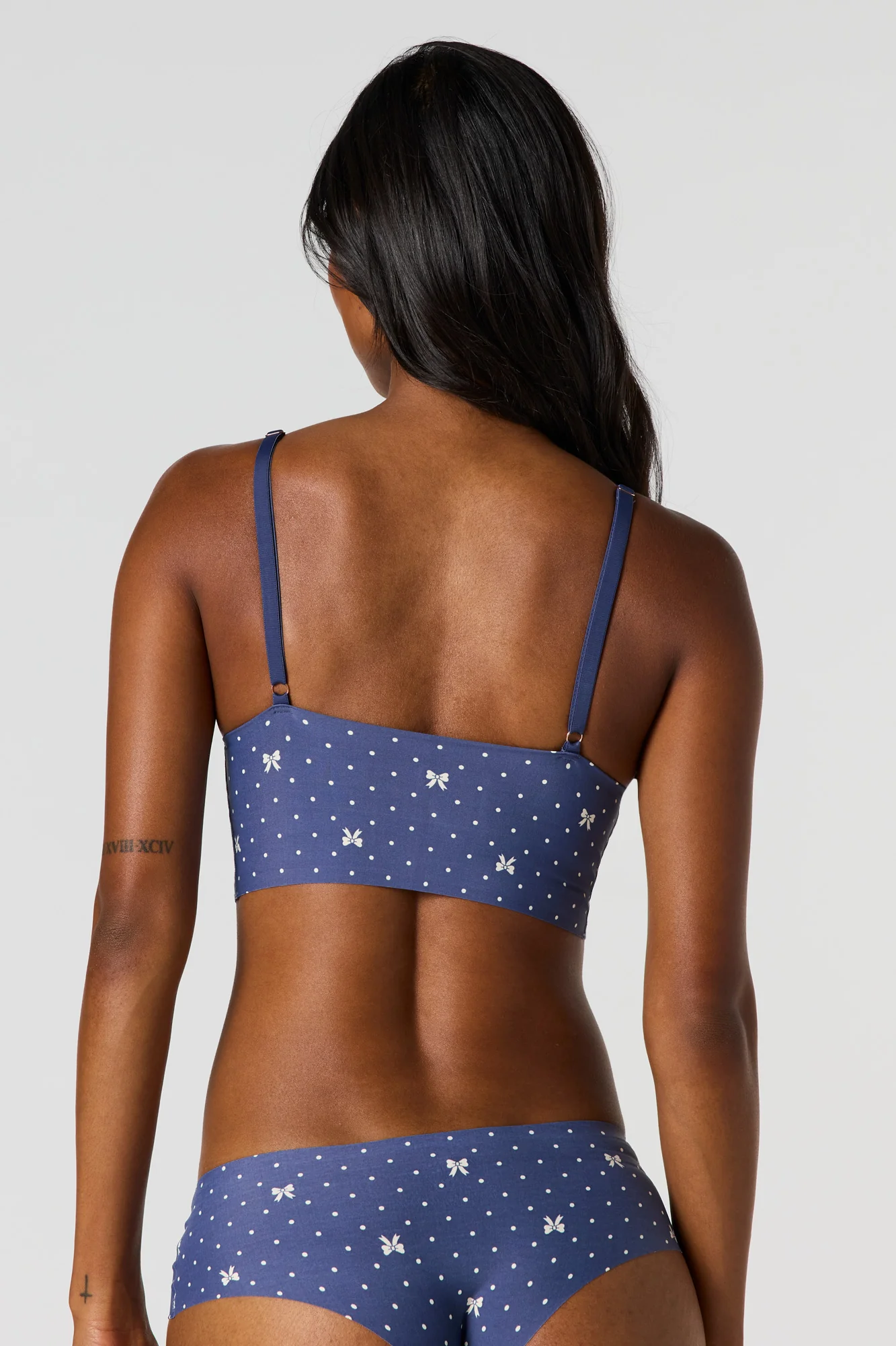 No-Show Tank Bra - Image 15