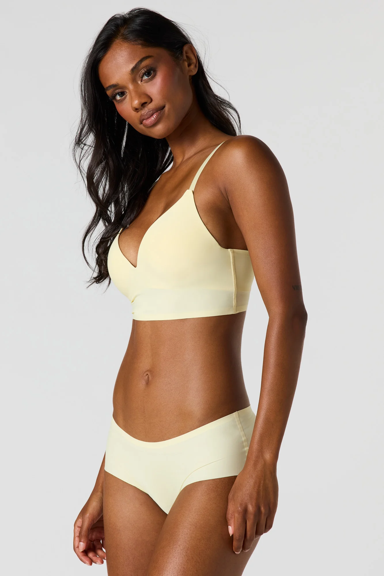 No-Show Tank Bra - Image 17