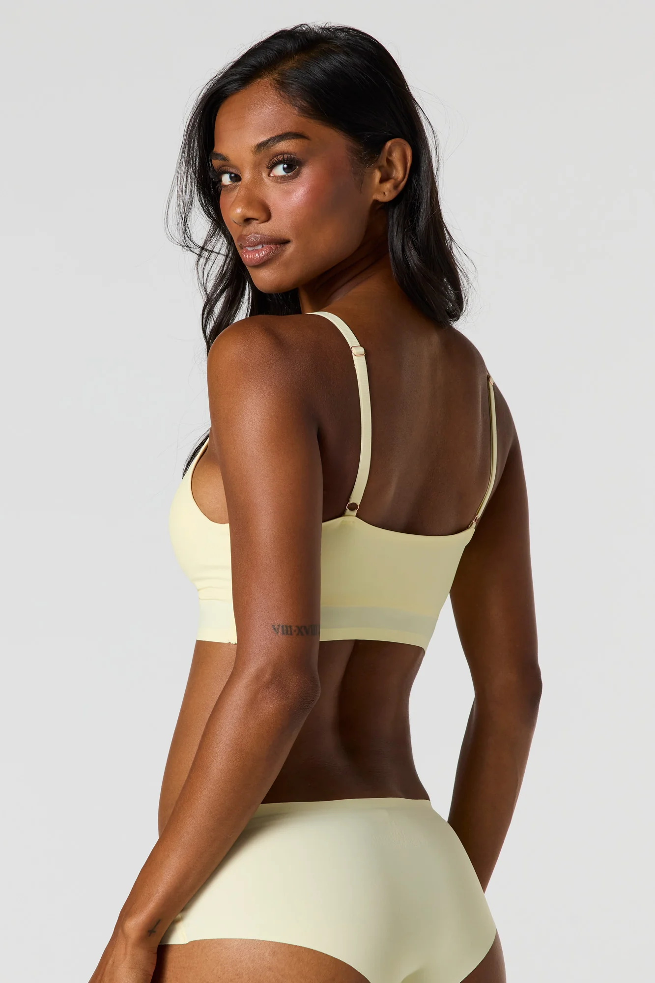 No-Show Tank Bra - Image 18