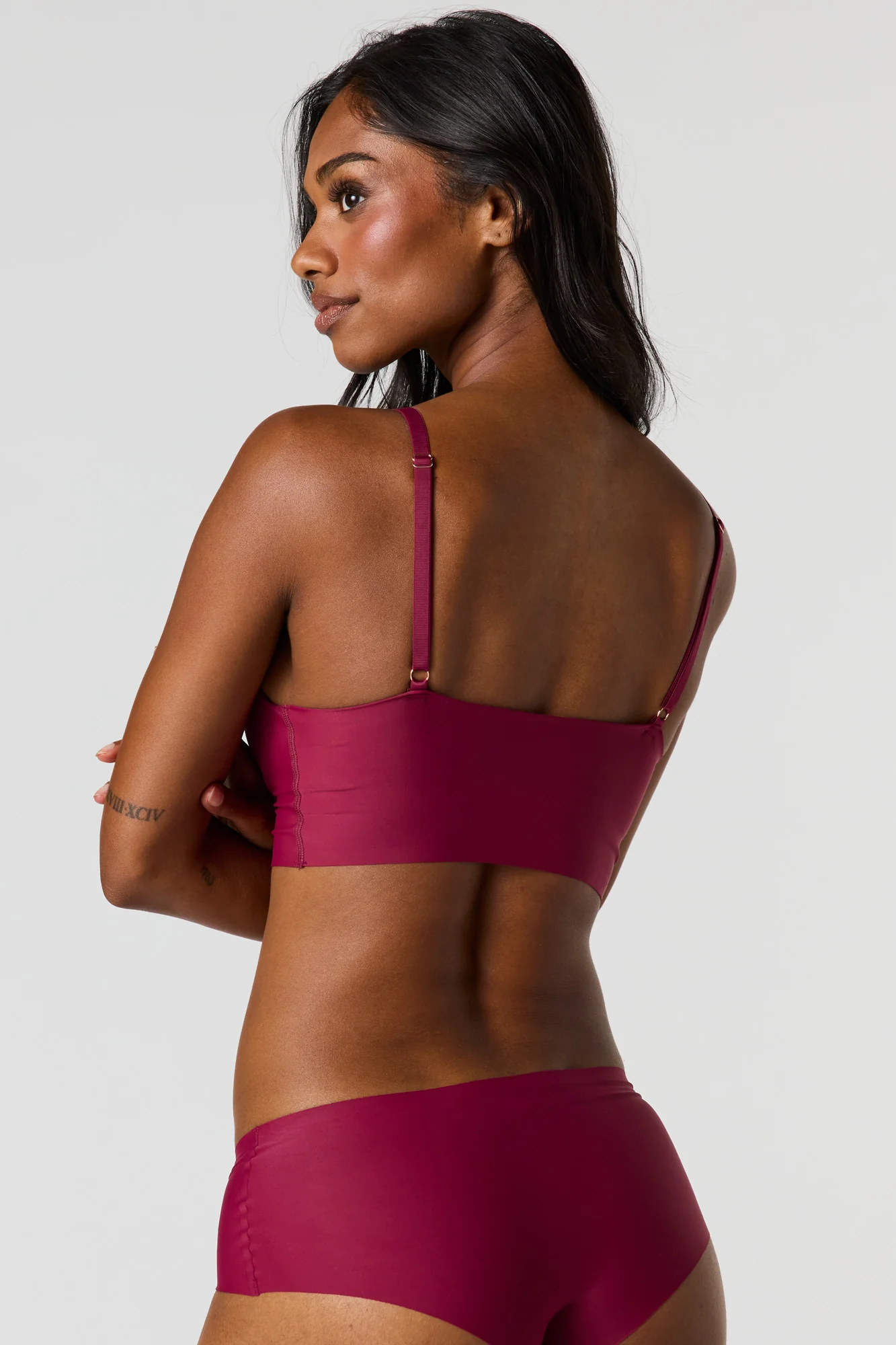 No-Show Tank Bra - Image 21