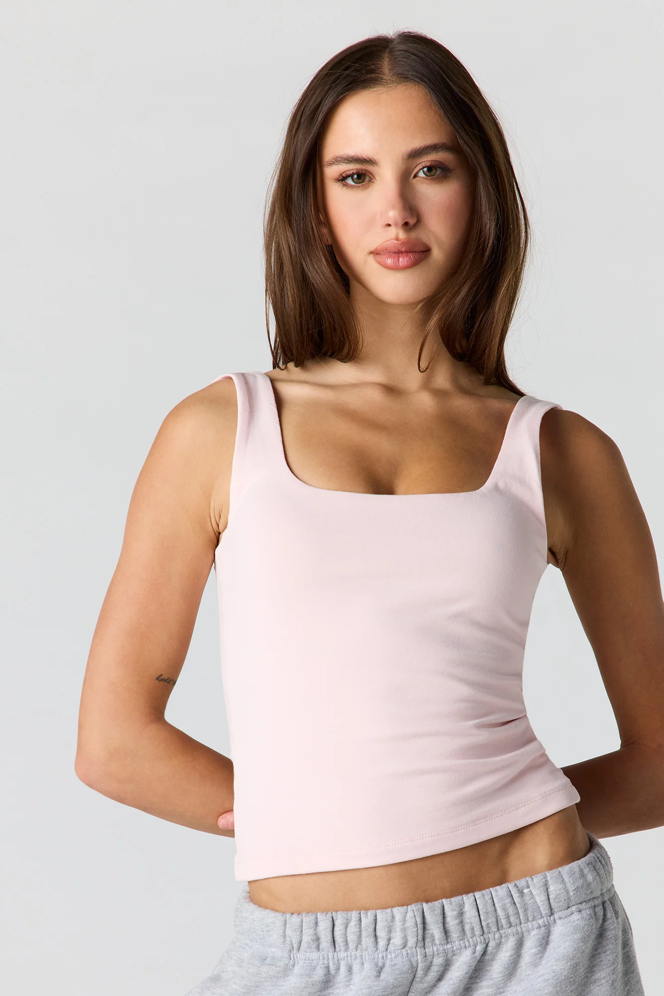 Soft Contour Scoop Neck Tank - Image 19