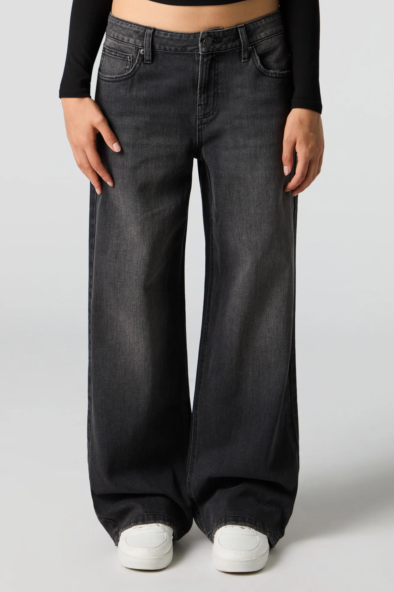 Low Rise Baggy Black Jean - Image 2