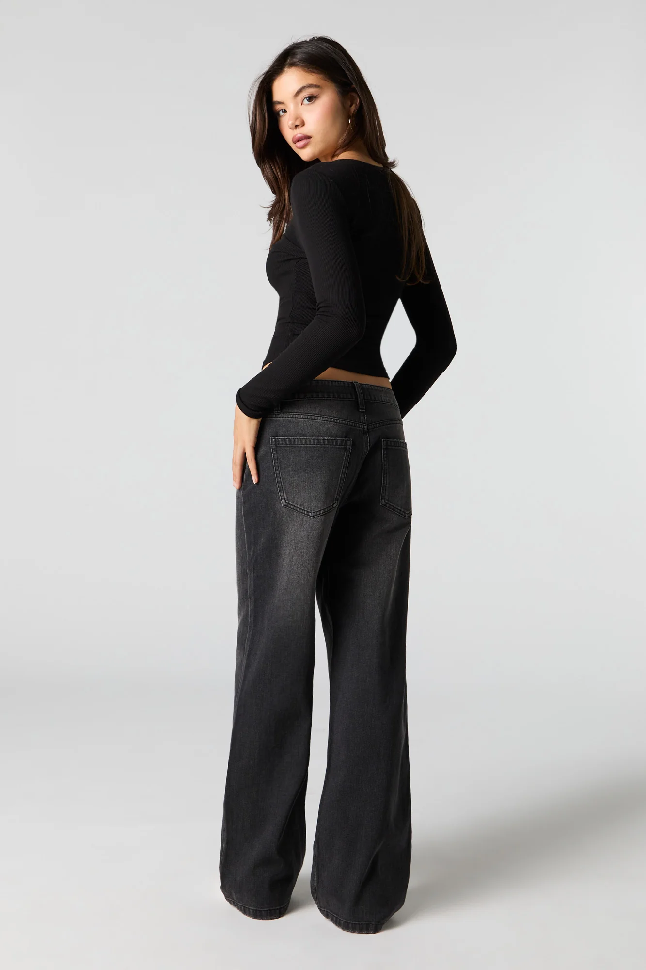 Low Rise Baggy Black Jean - Image 3
