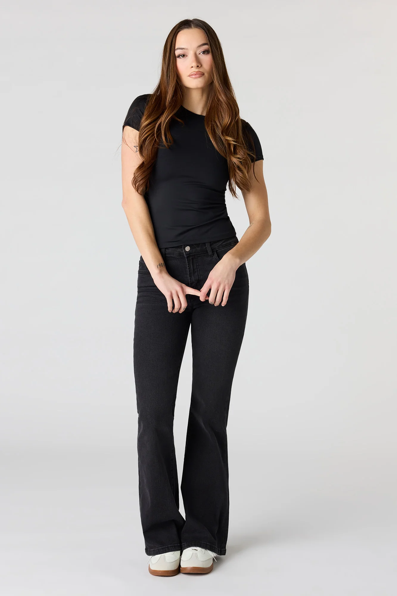 Contour Classic T-Shirt - Image 6