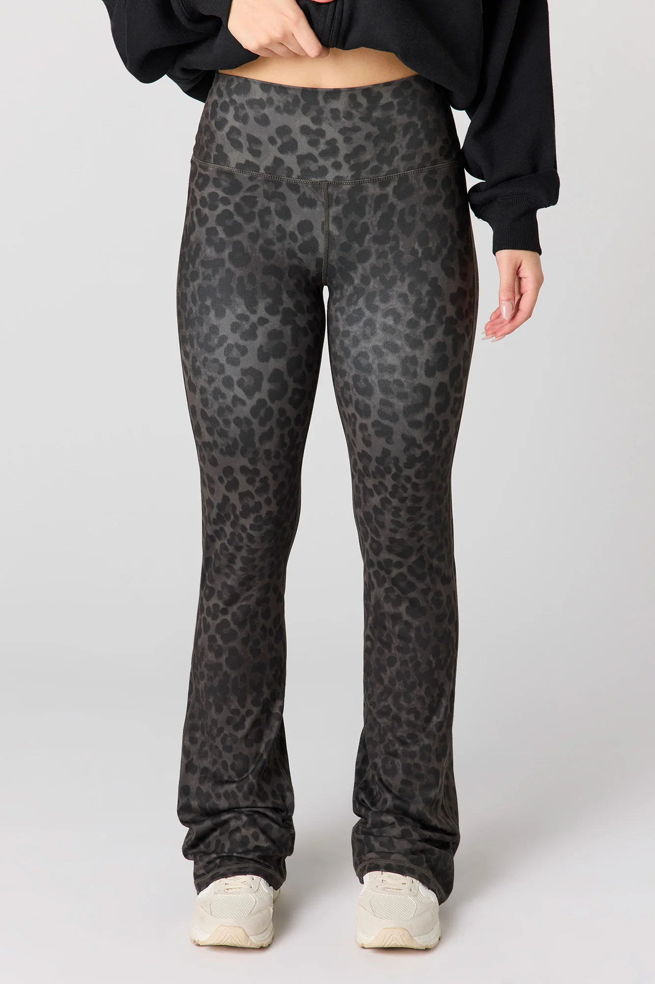 Active Flare Pant with Back Pocket - Image 15