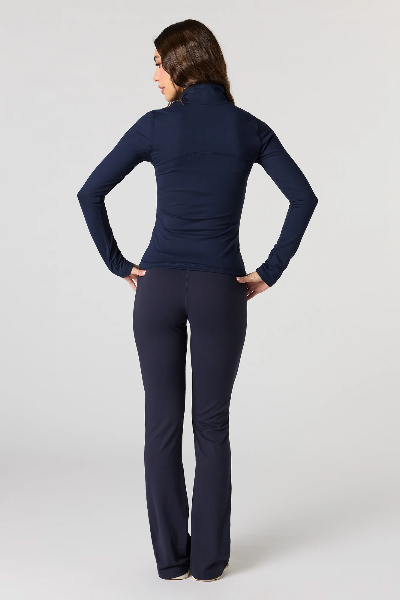 Active Flare Back Pocket Legging - Image 11