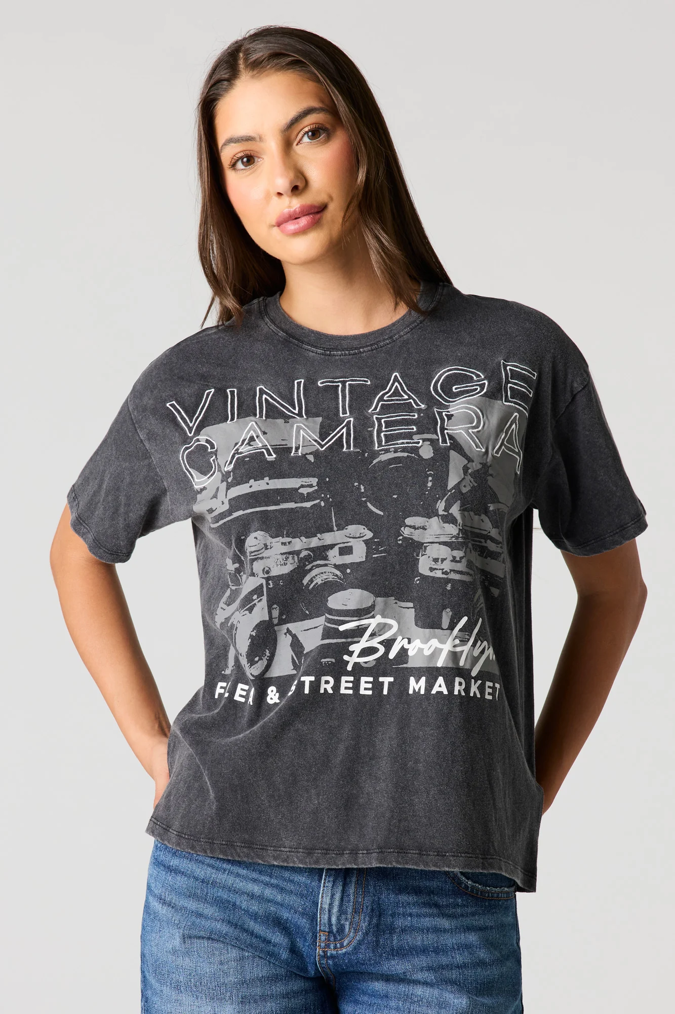 Destination Graphic Washed Boyfriend T-Shirt - Image 4