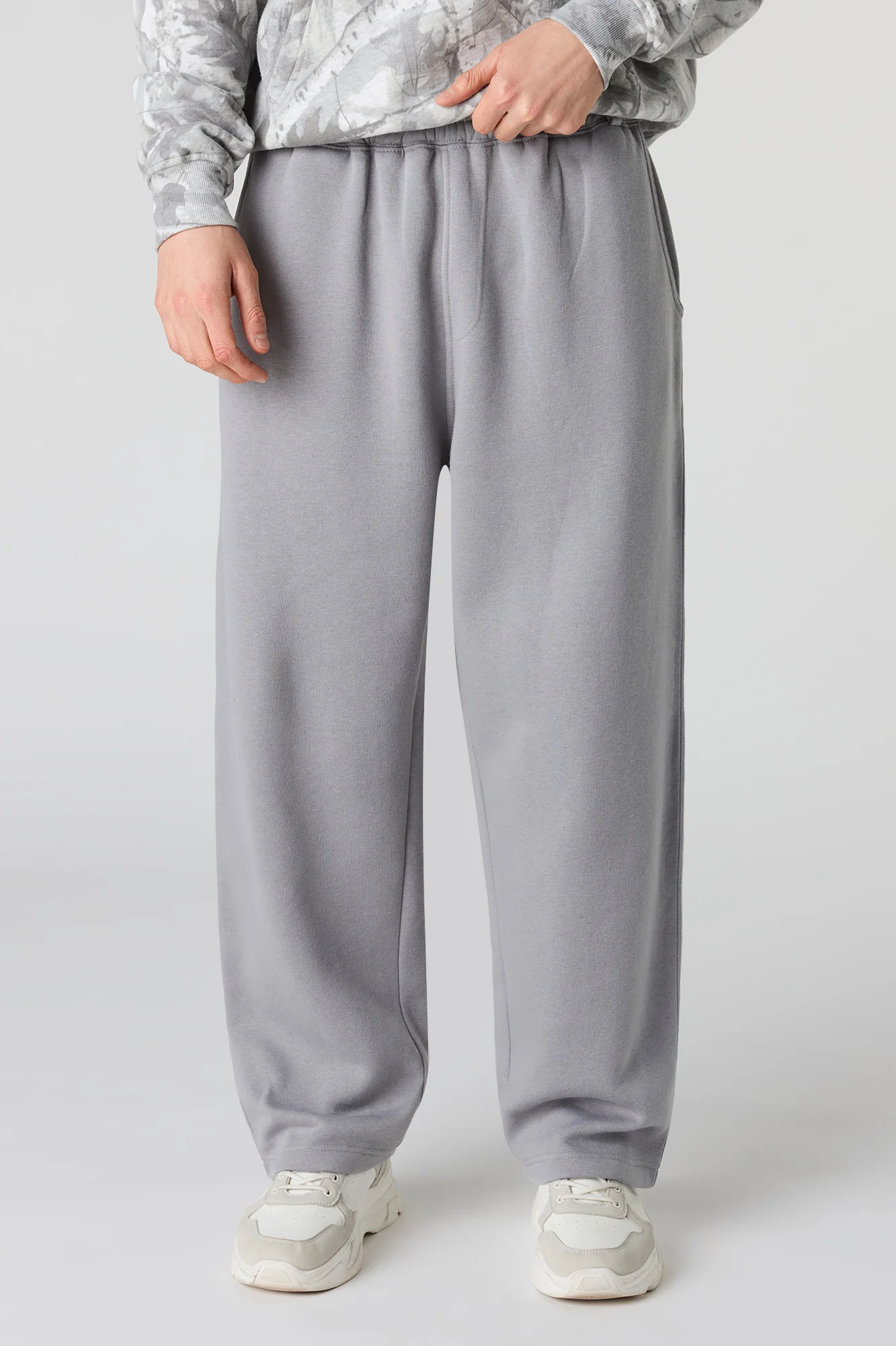 Skater Sweatpant - Image 8