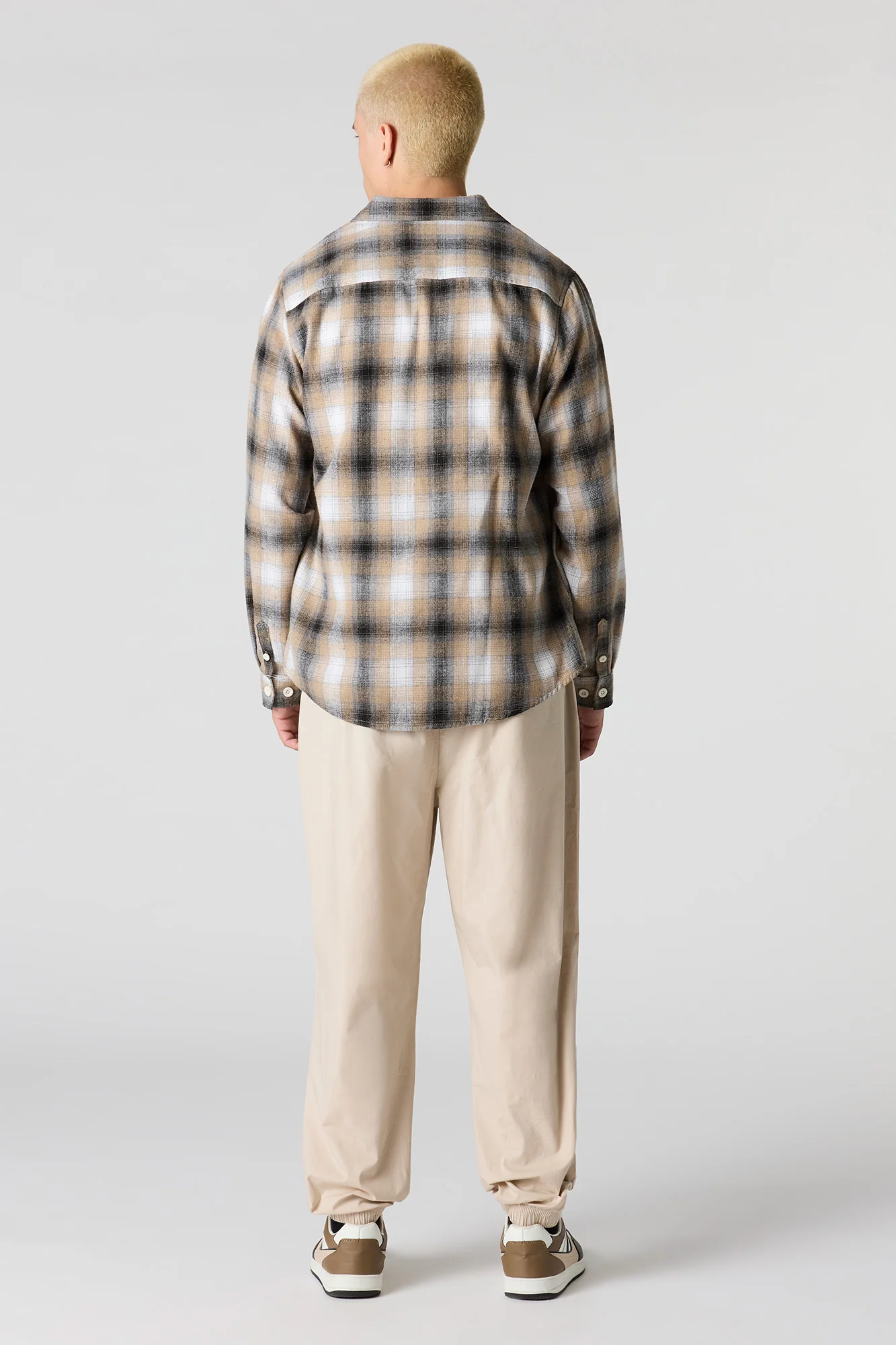 Classic Jogger - Image 12