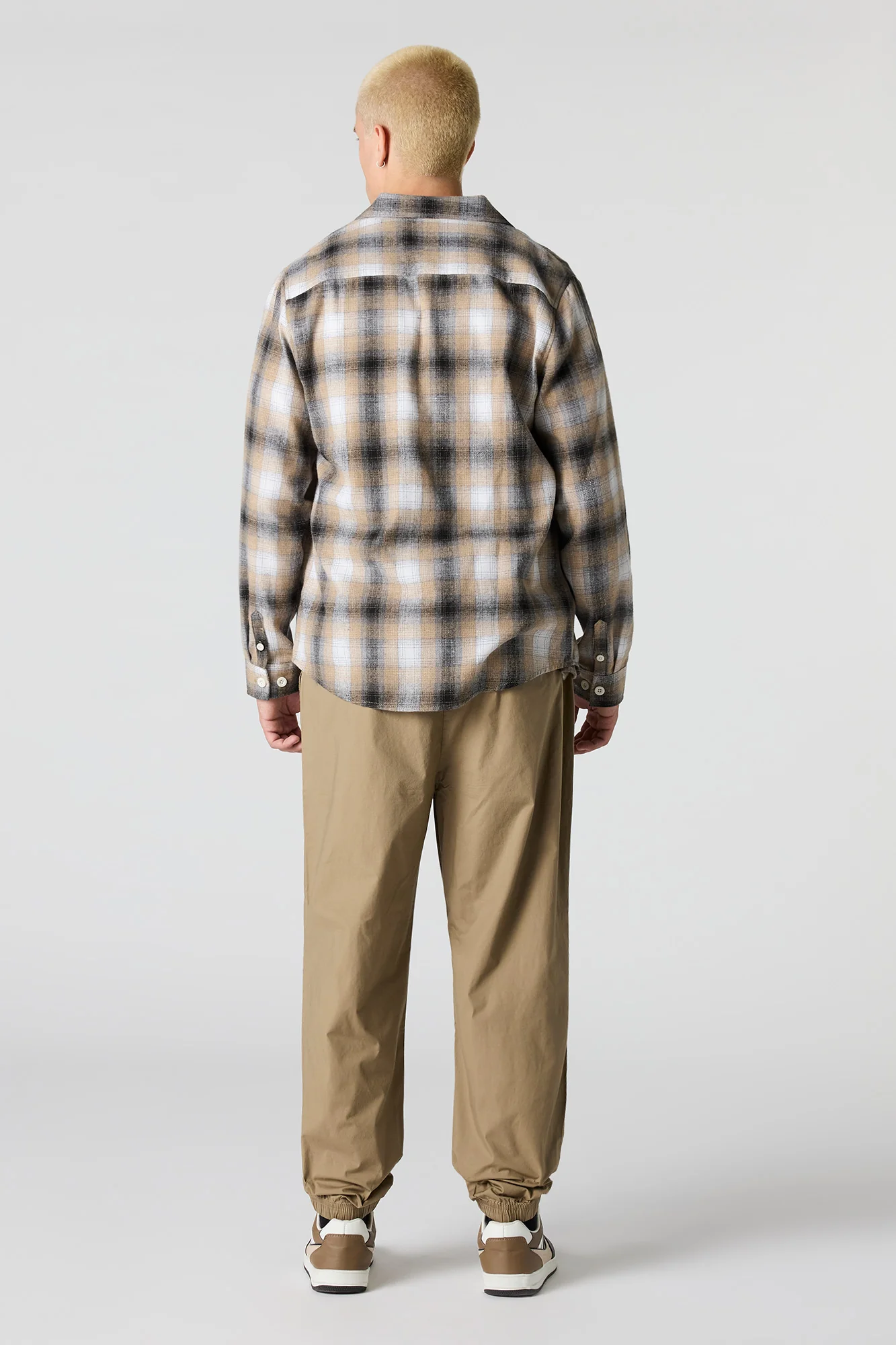 Classic Jogger - Image 15