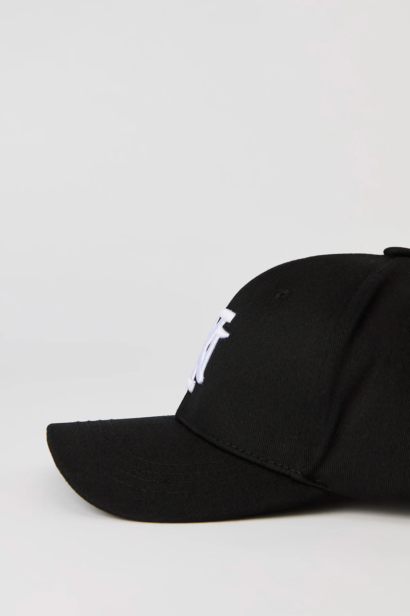 New York Embroidered Baseball Hat - Image 5