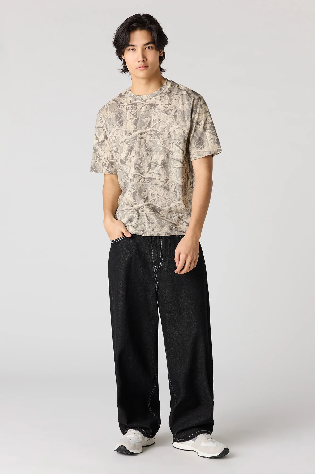 Camo Print Crewneck T-Shirt - Image 6