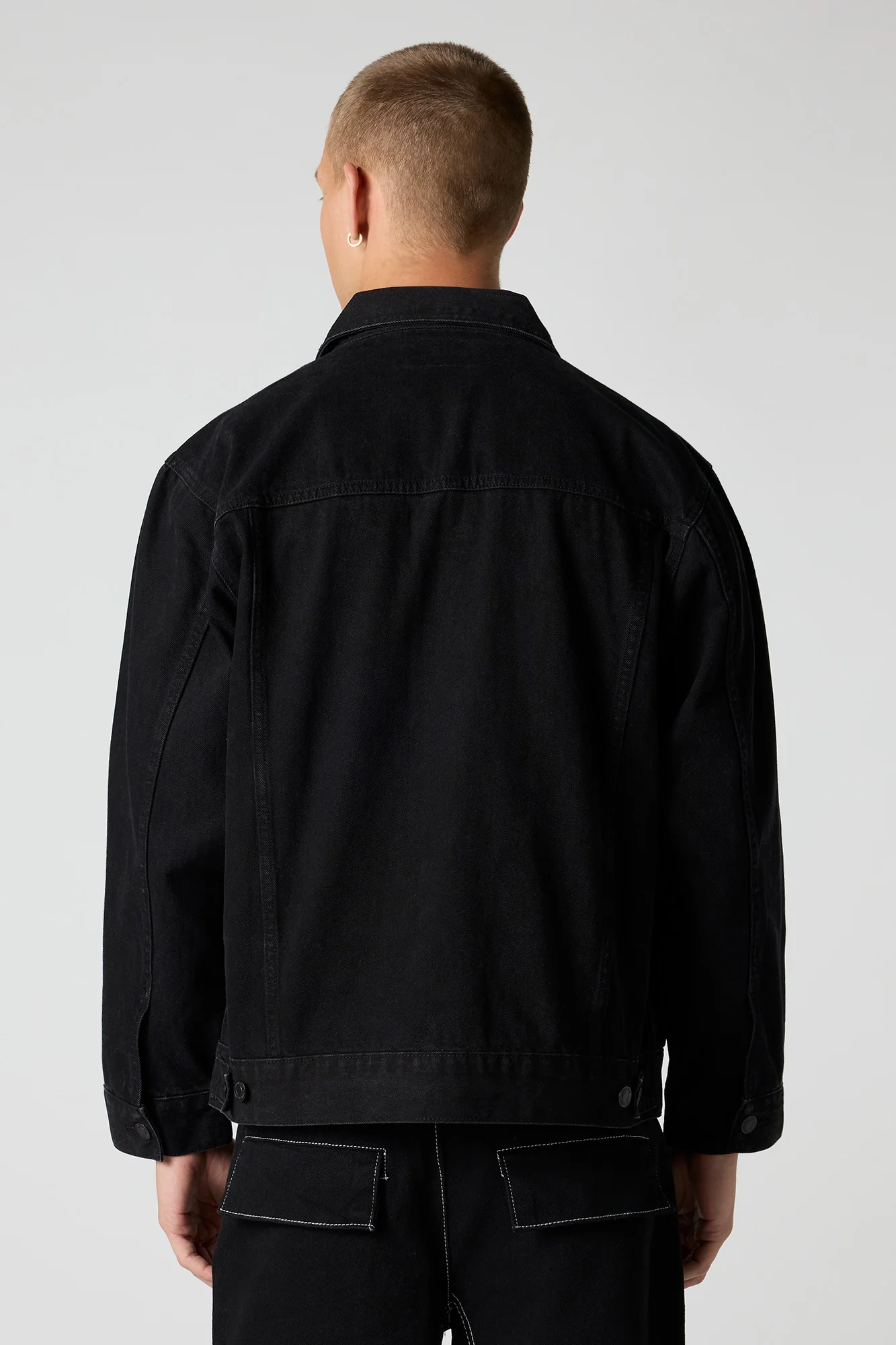 Relaxed Denim Trucker Jacket - Image 5