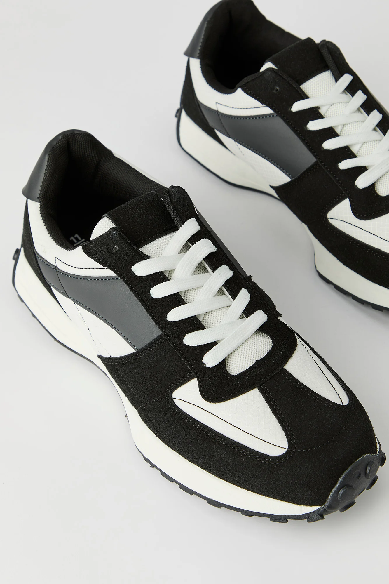 Colourblock Tread Sole Sneaker