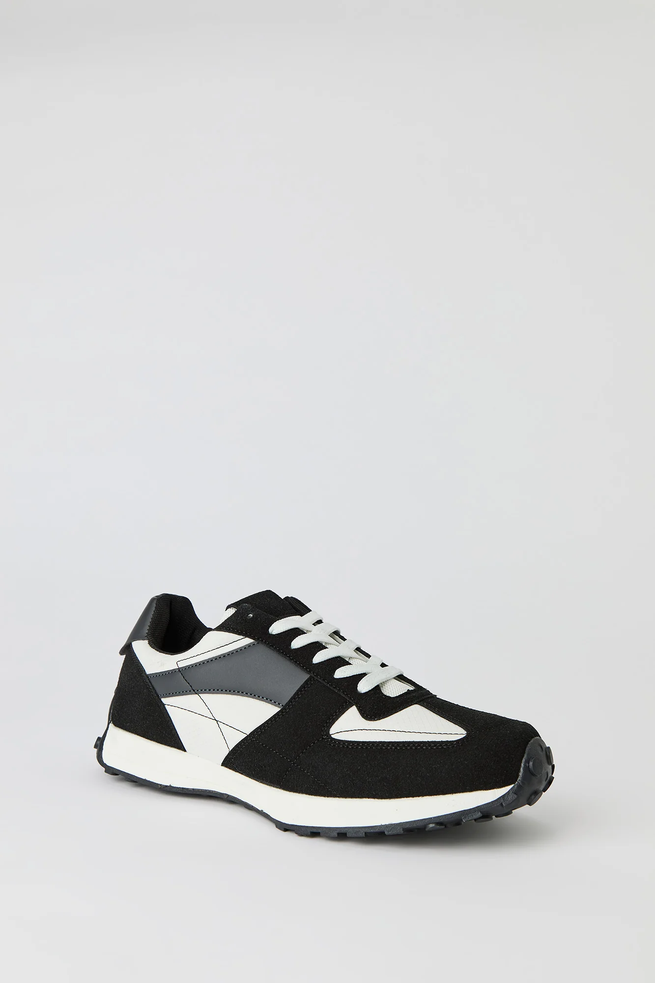 Colourblock Tread Sole Sneaker - Image 3