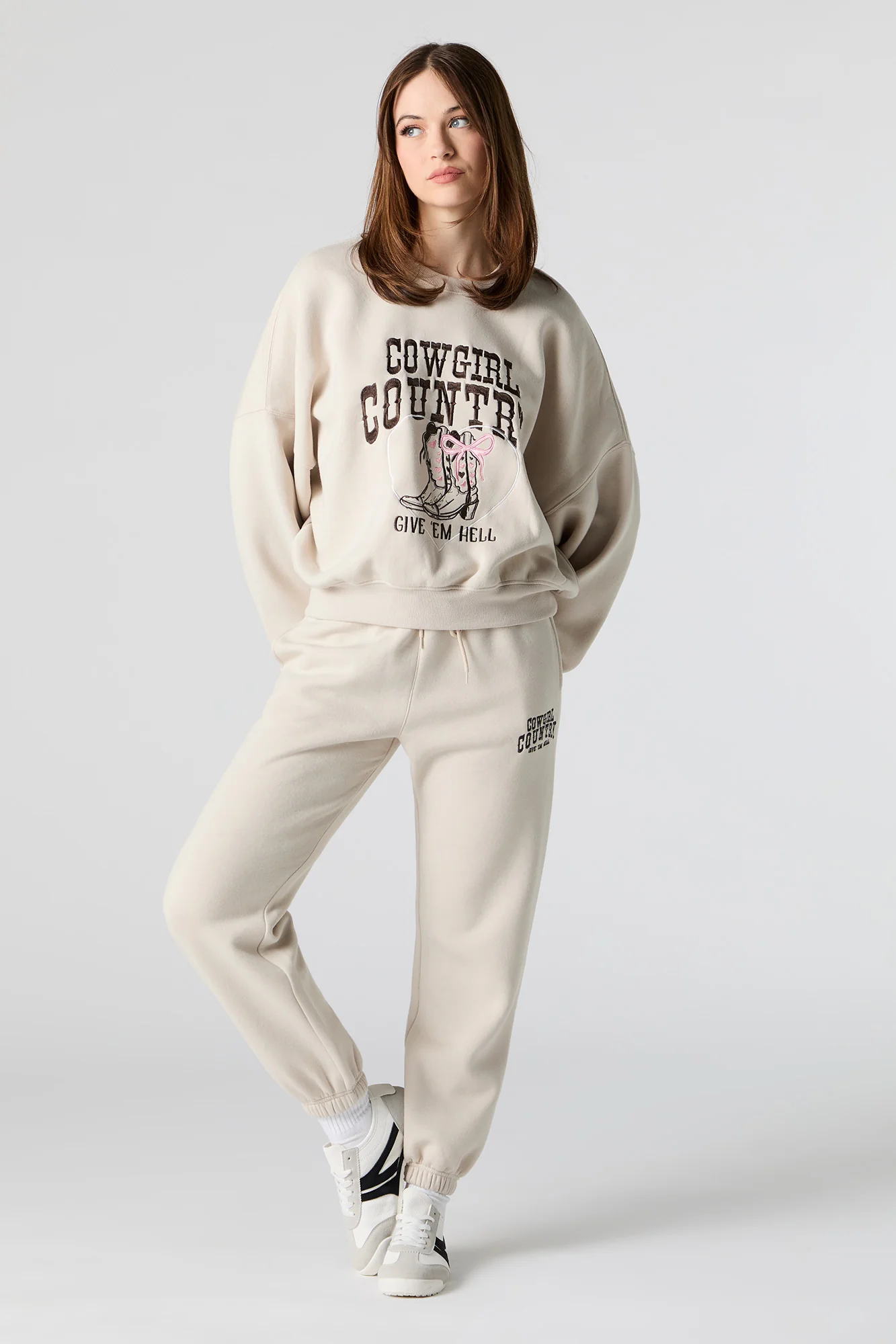 Embroidered Fleece Jogger - Image 22