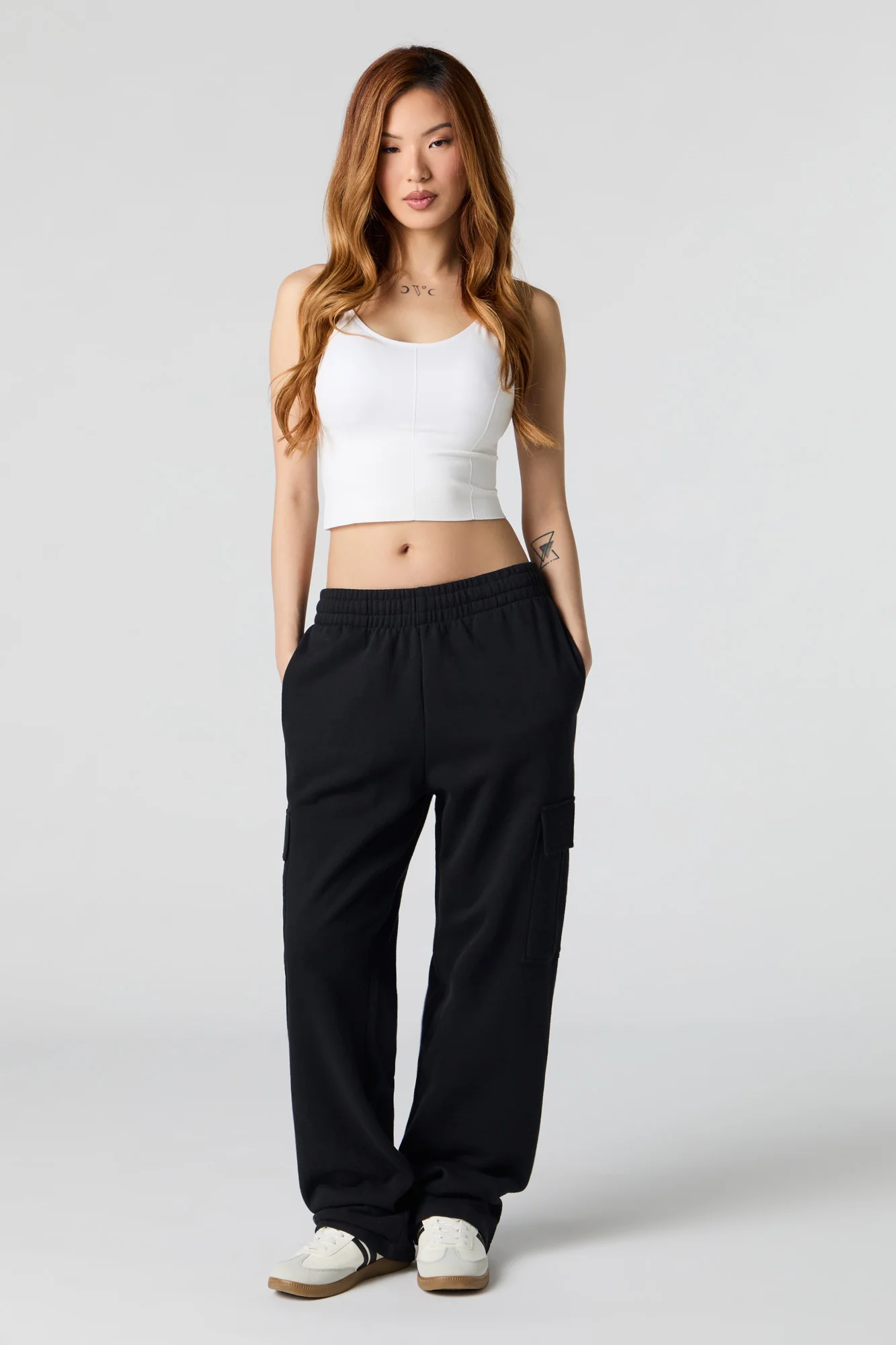 Solid Fleece Wide Leg Cargo Sweatpant - Image 4