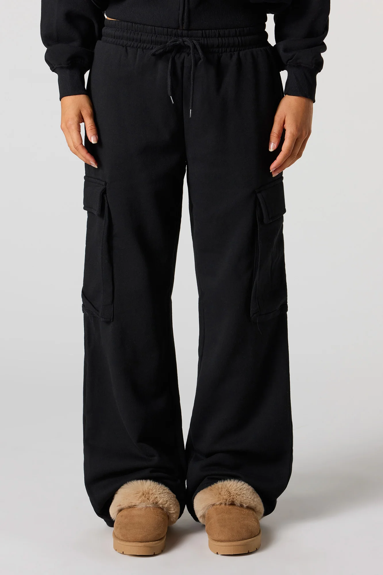 Pantalon d'entraînement cargo à jambe large en molleton - Image 11