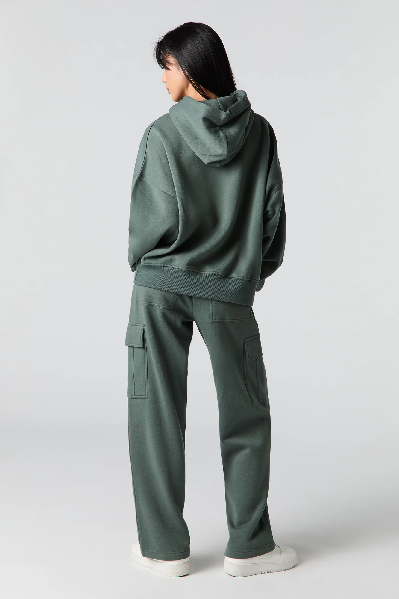 Fleece Wide Leg Cargo Jogger - Image 18