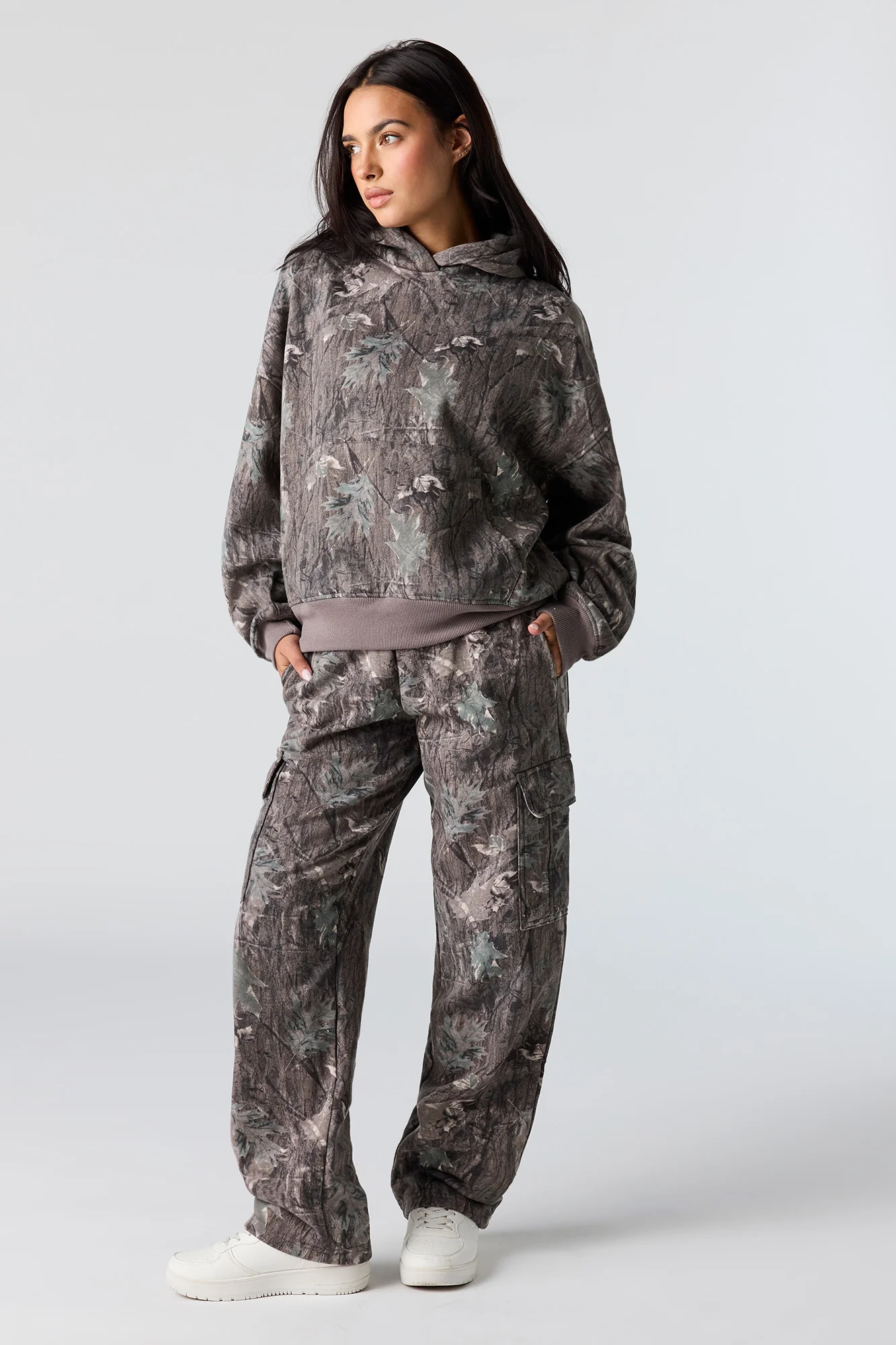 Fleece Wide Leg Cargo Jogger - Image 22