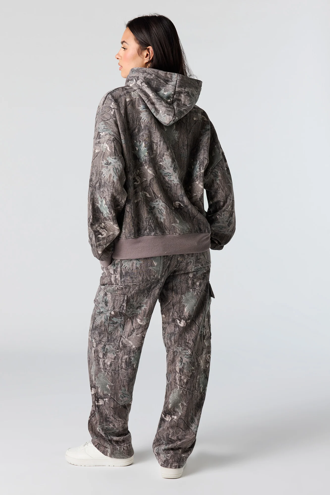 Fleece Wide Leg Cargo Jogger - Image 24