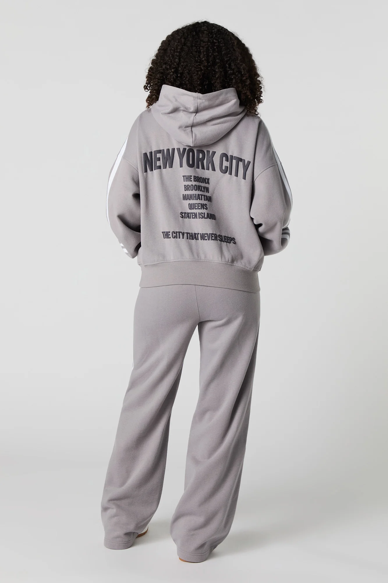 Pantalon en molleton à imprimé City - Image 6