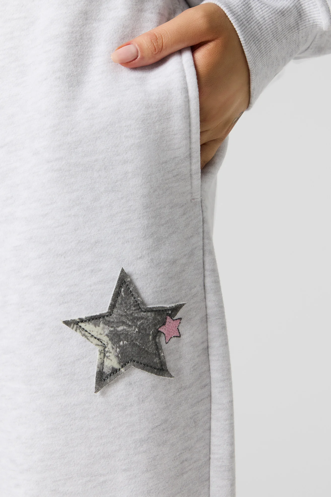 Star Patch Classic Fleece Jogger - Image 4