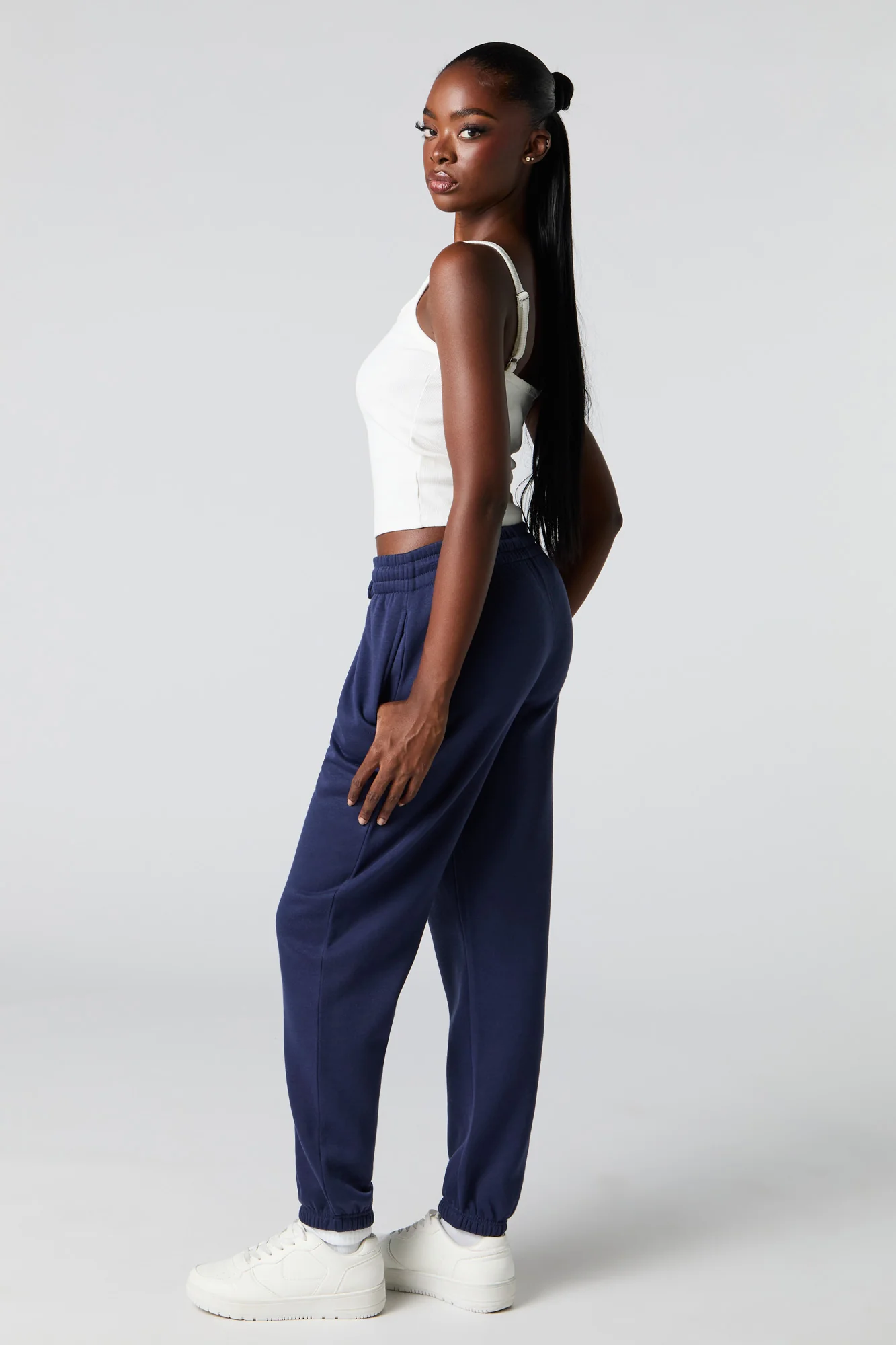 High Rise Fleece Jogger - Image 18