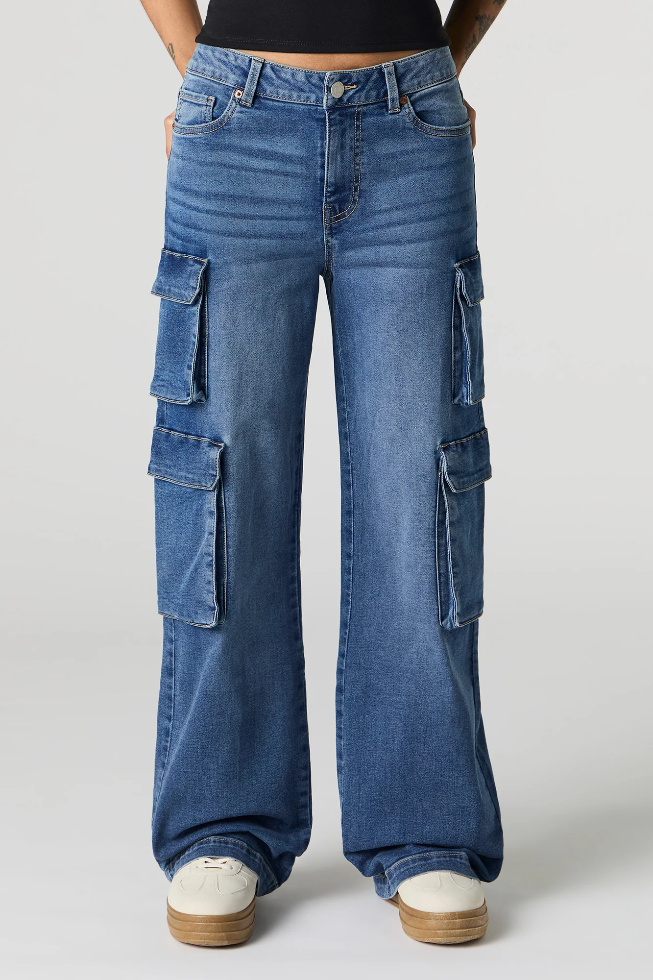 Jean cargo mi-taille avec poches multiples - Image 2