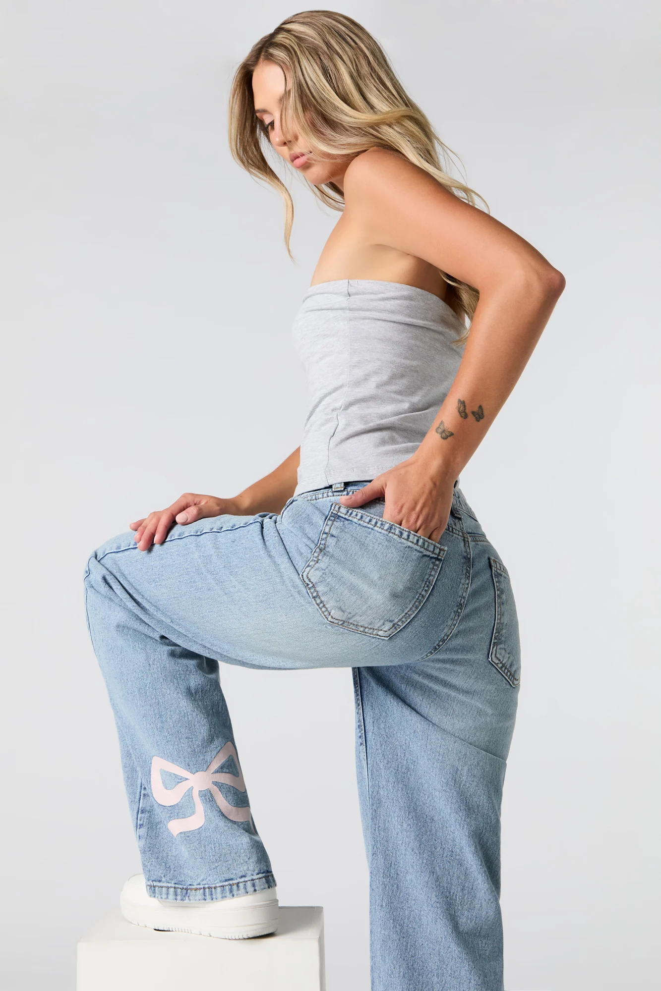 Bow Graphic Low Rise Skater Jean - Image 5